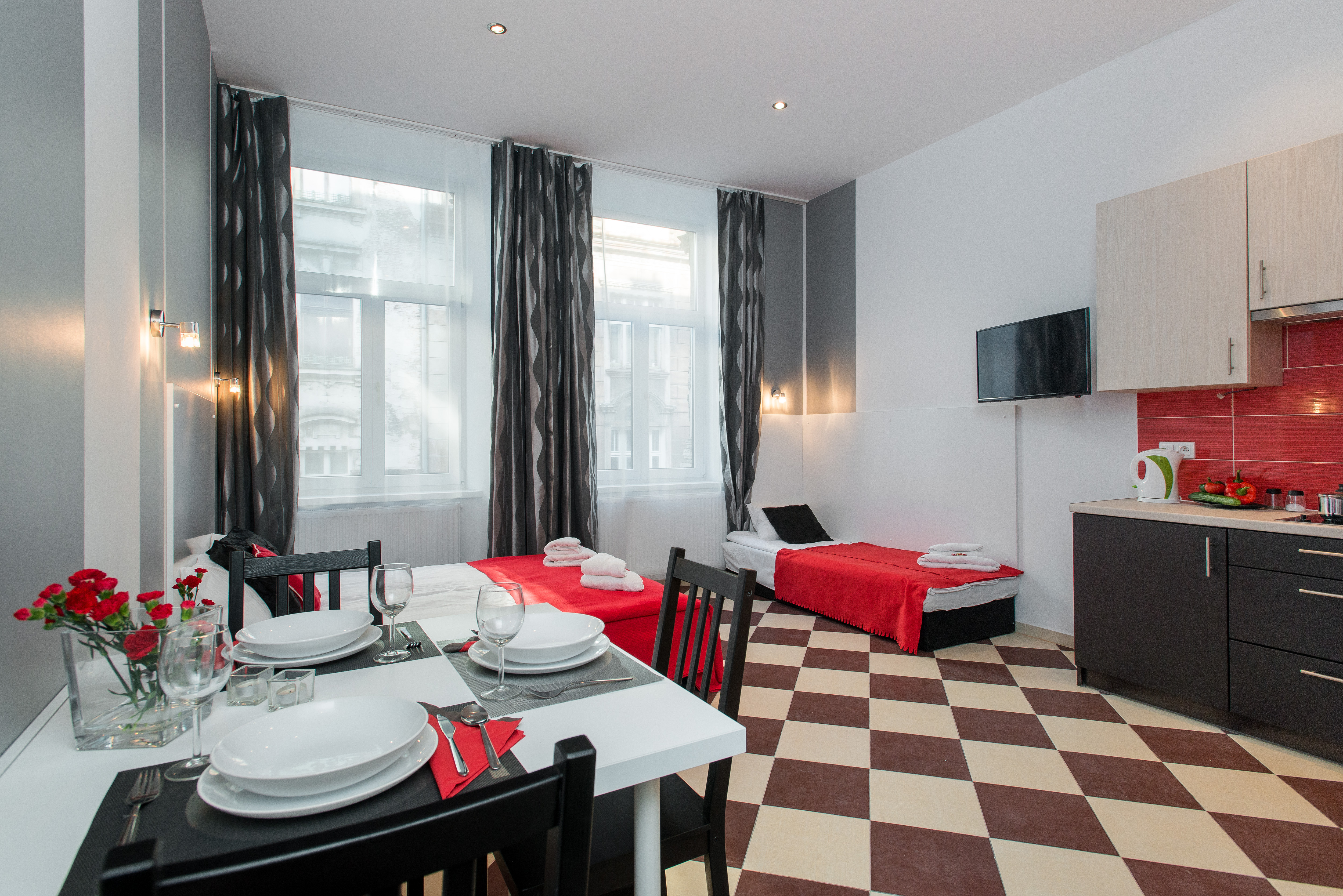 Apartment Capacity 3