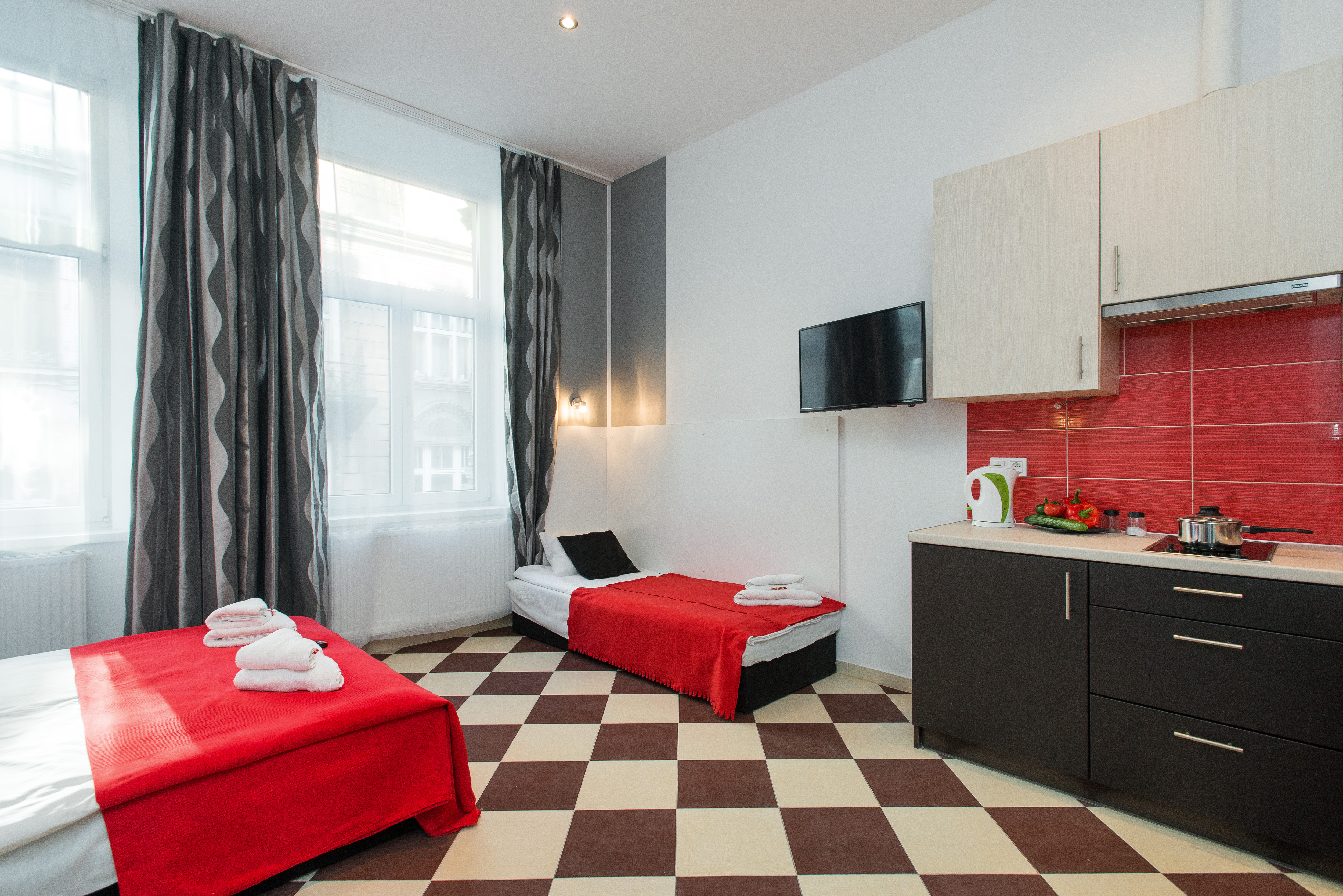 Apartment Capacity 3