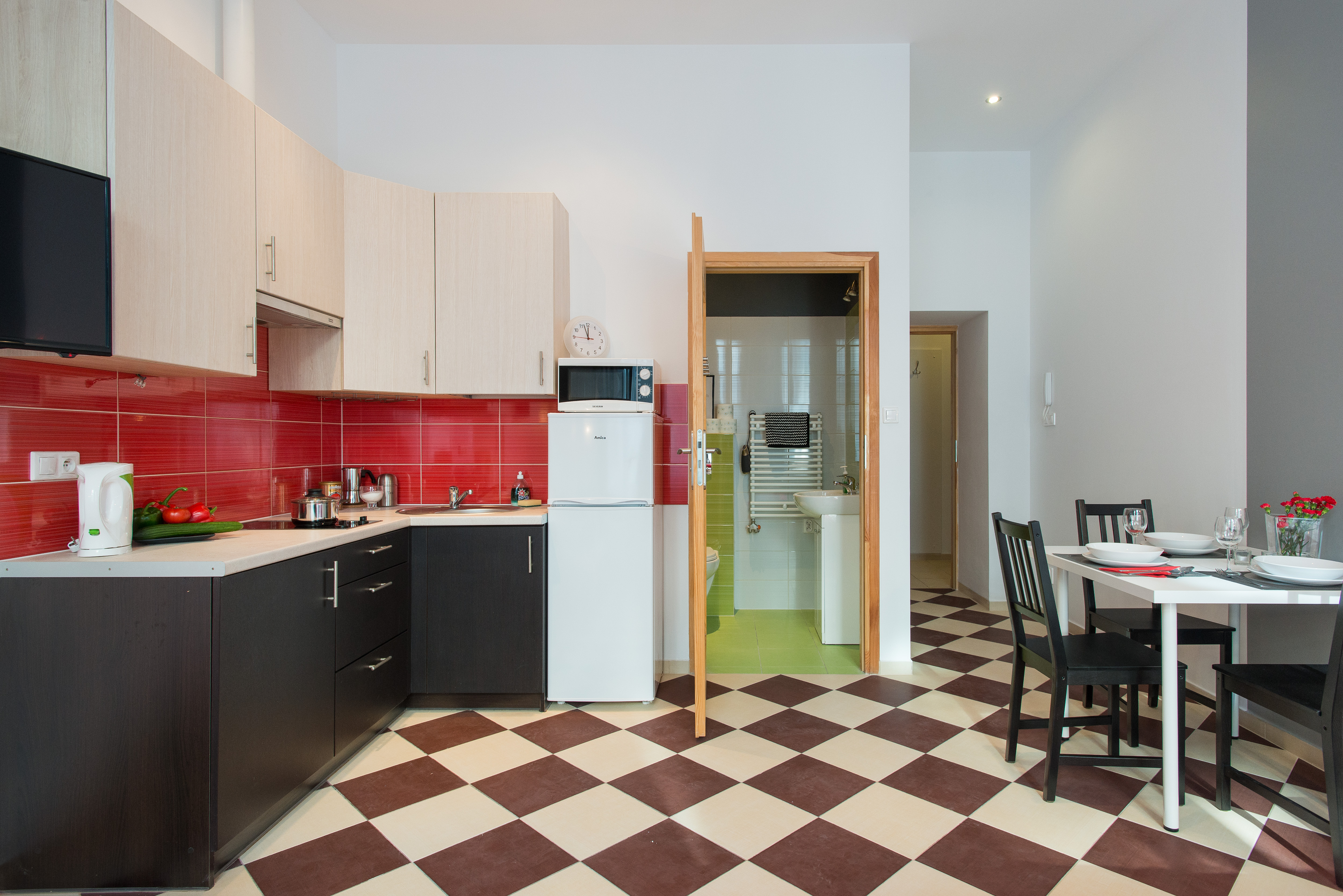 Apartment Capacity 3