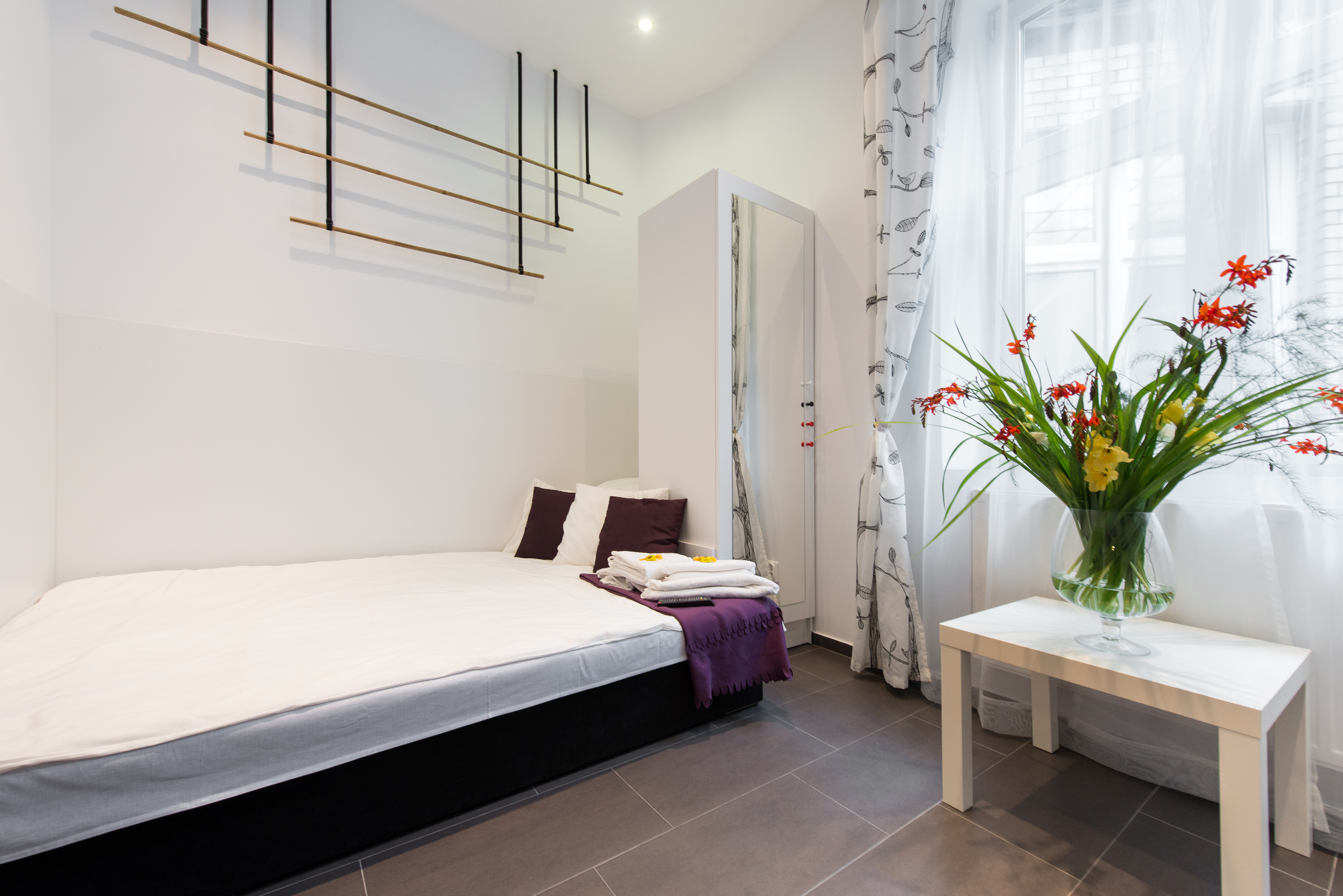 Apartment Capacity 2