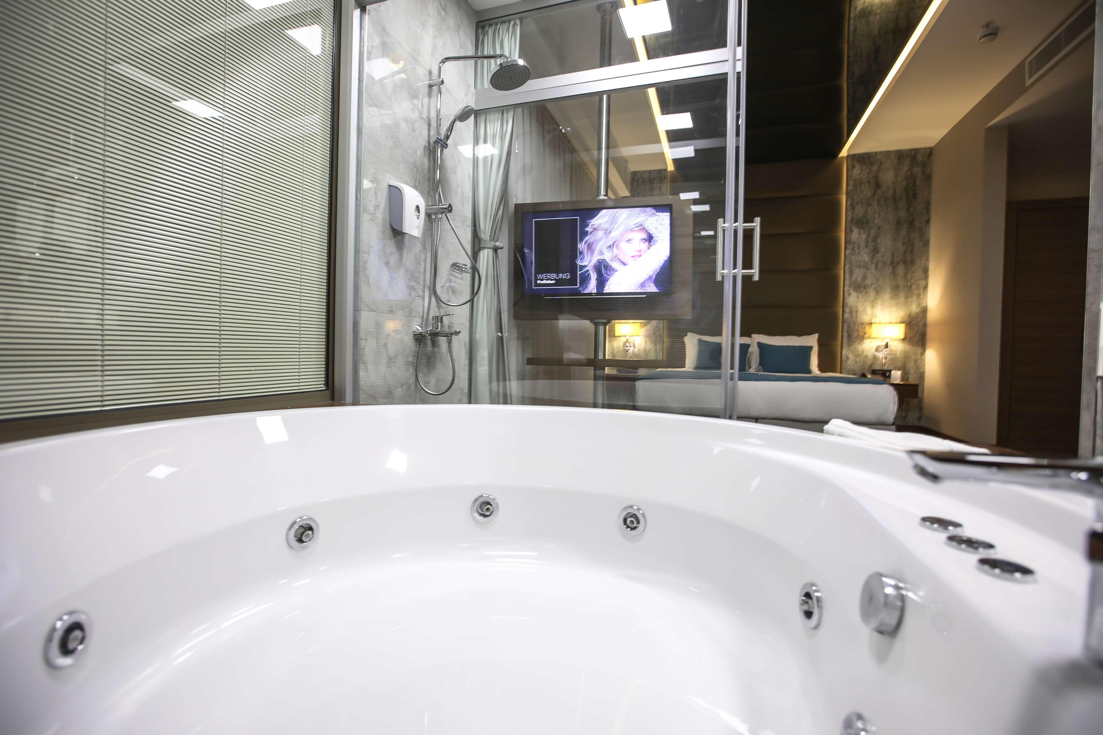 Suite Premier King Bed