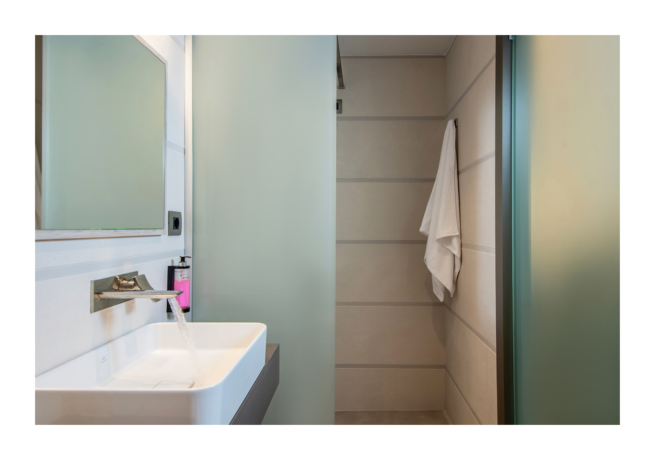 Double One Bedroom One Bathroom