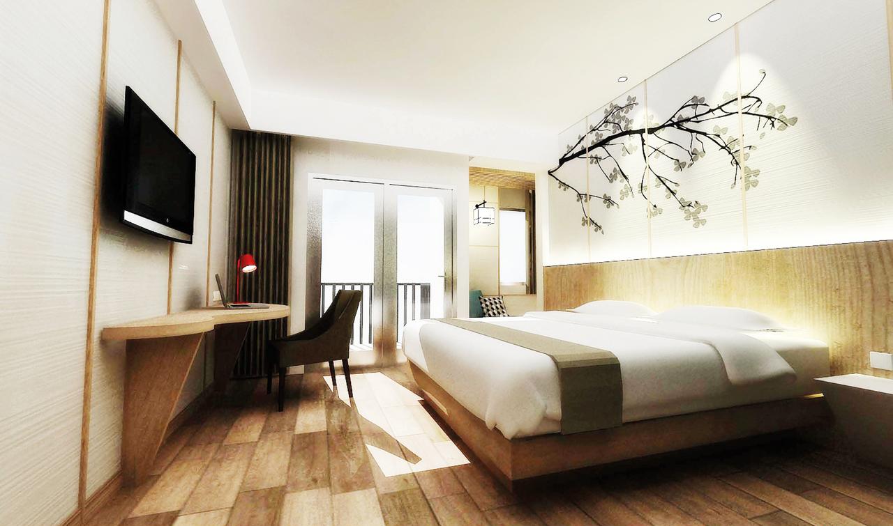 Double Premier King Bed