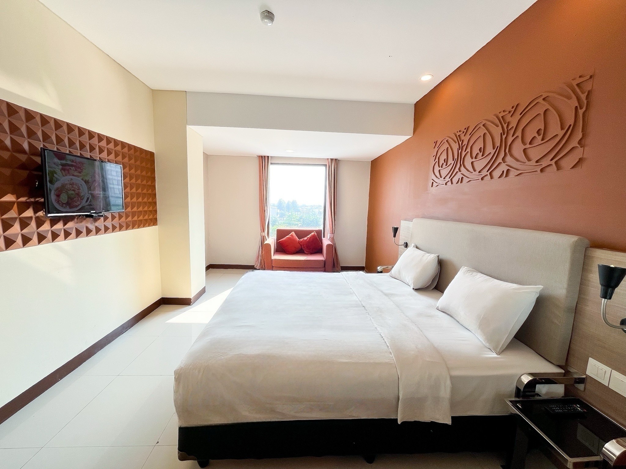 Double or Twin Deluxe