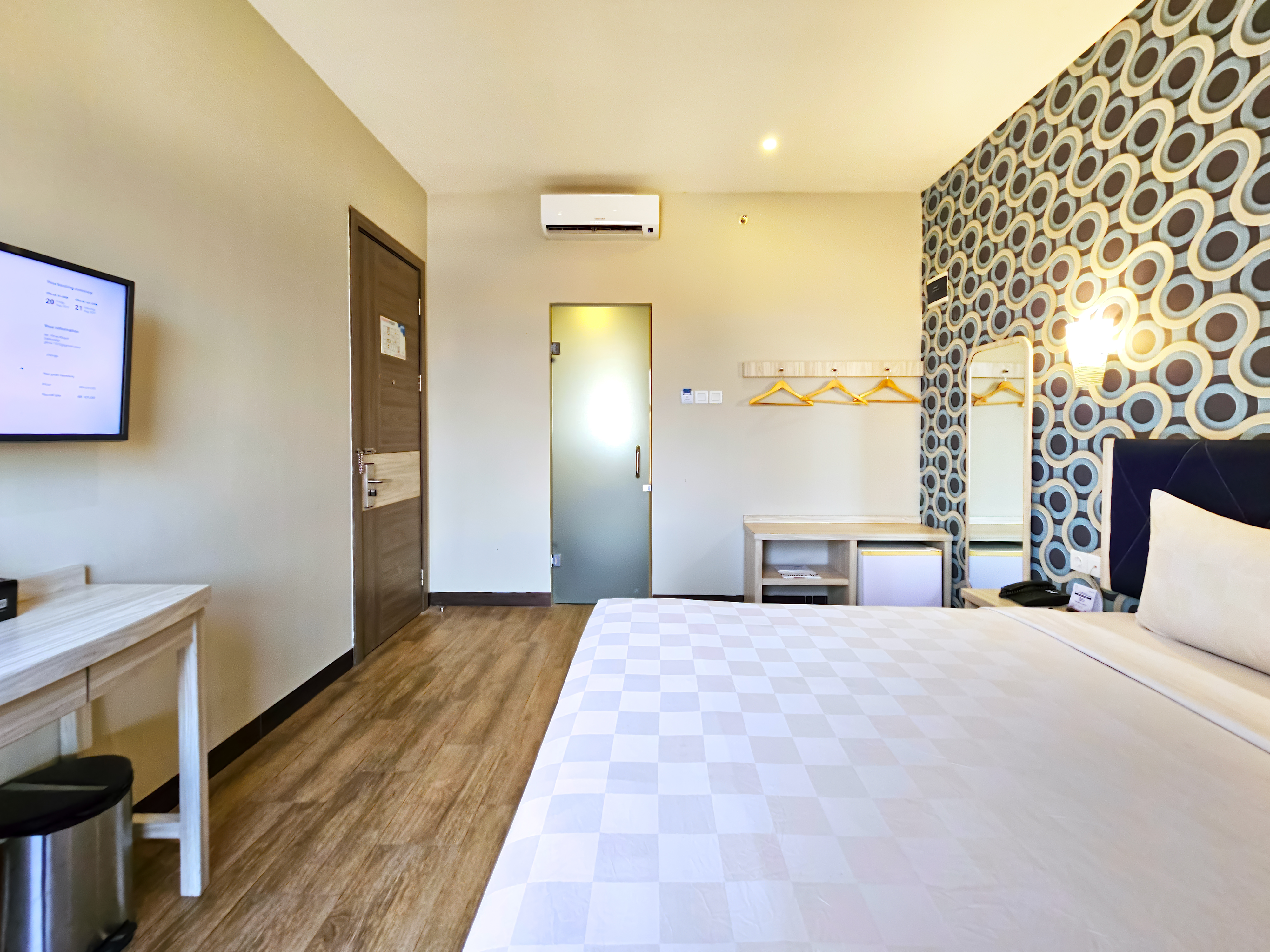 Double Deluxe Executive