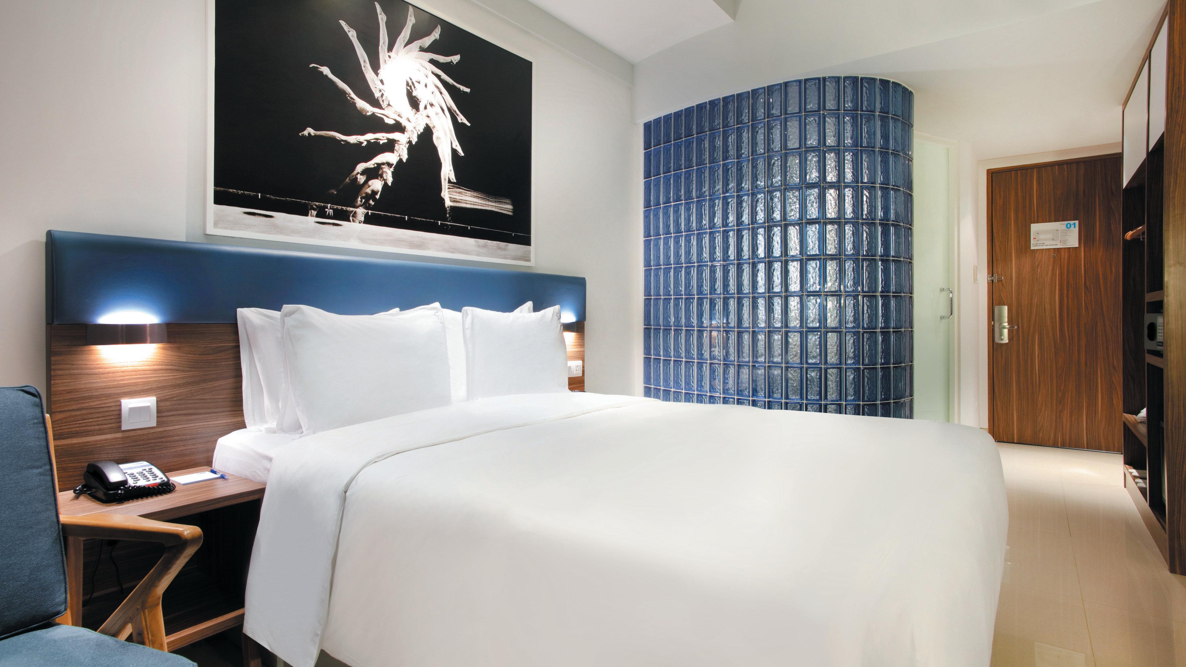 Double Queen Size Bed