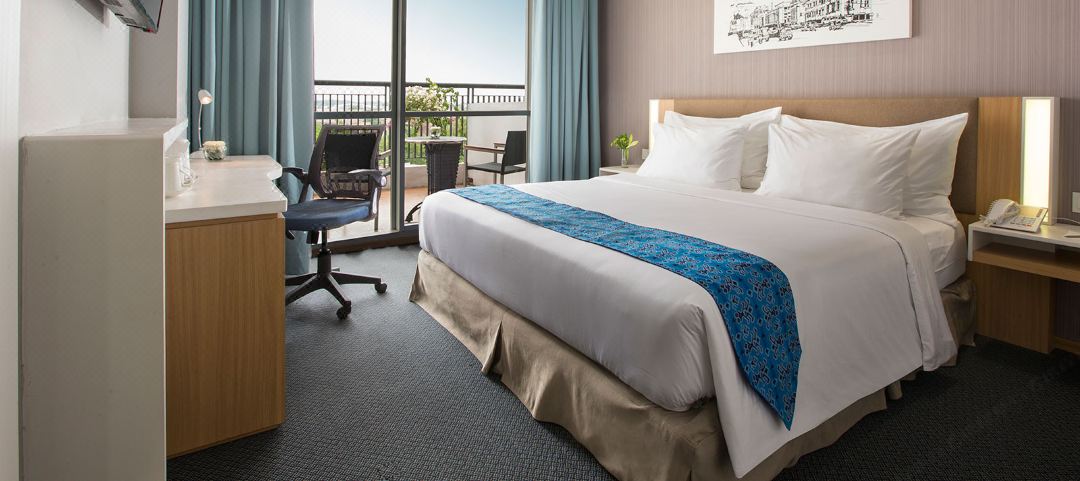 Twin Deluxe with Balcony