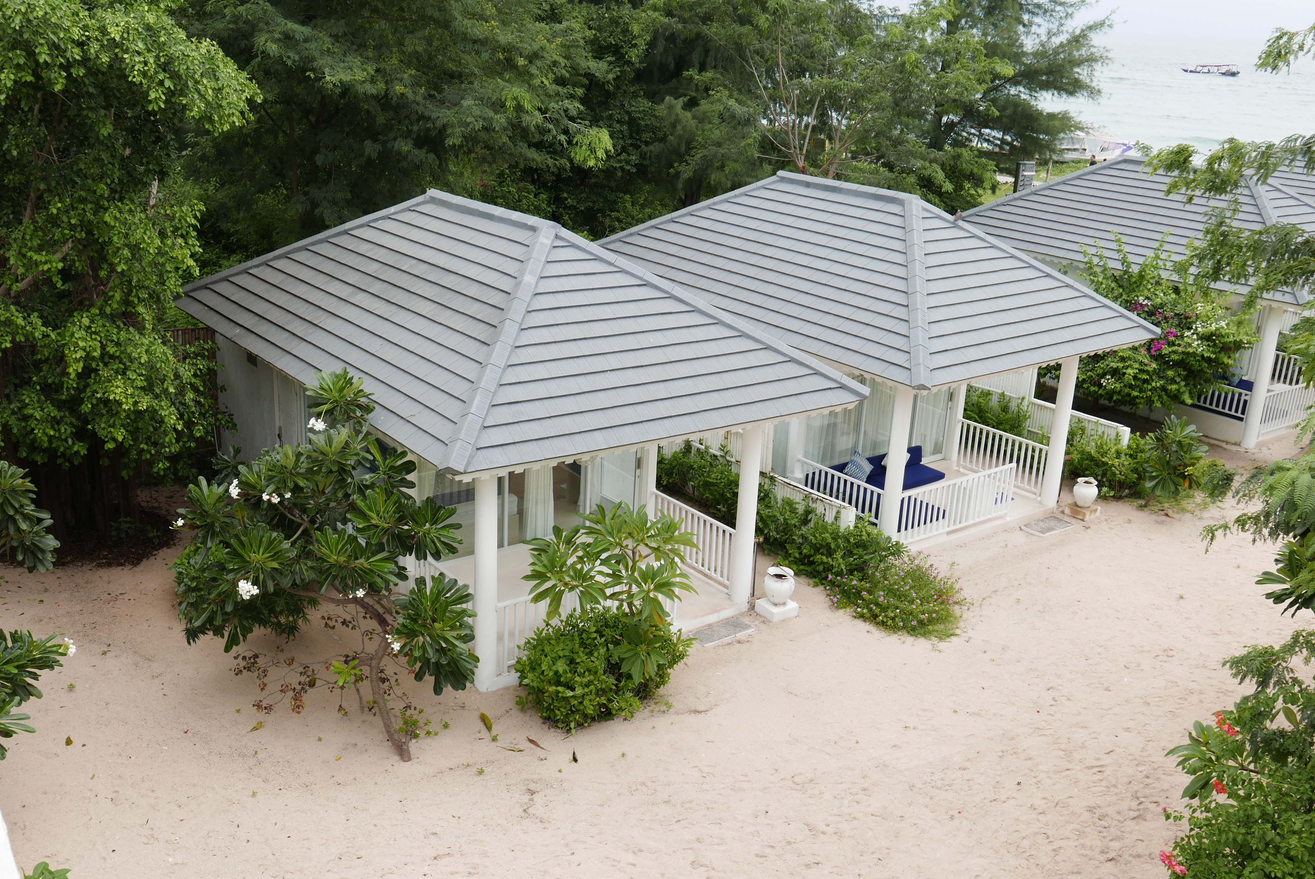 Bungalow Garden View