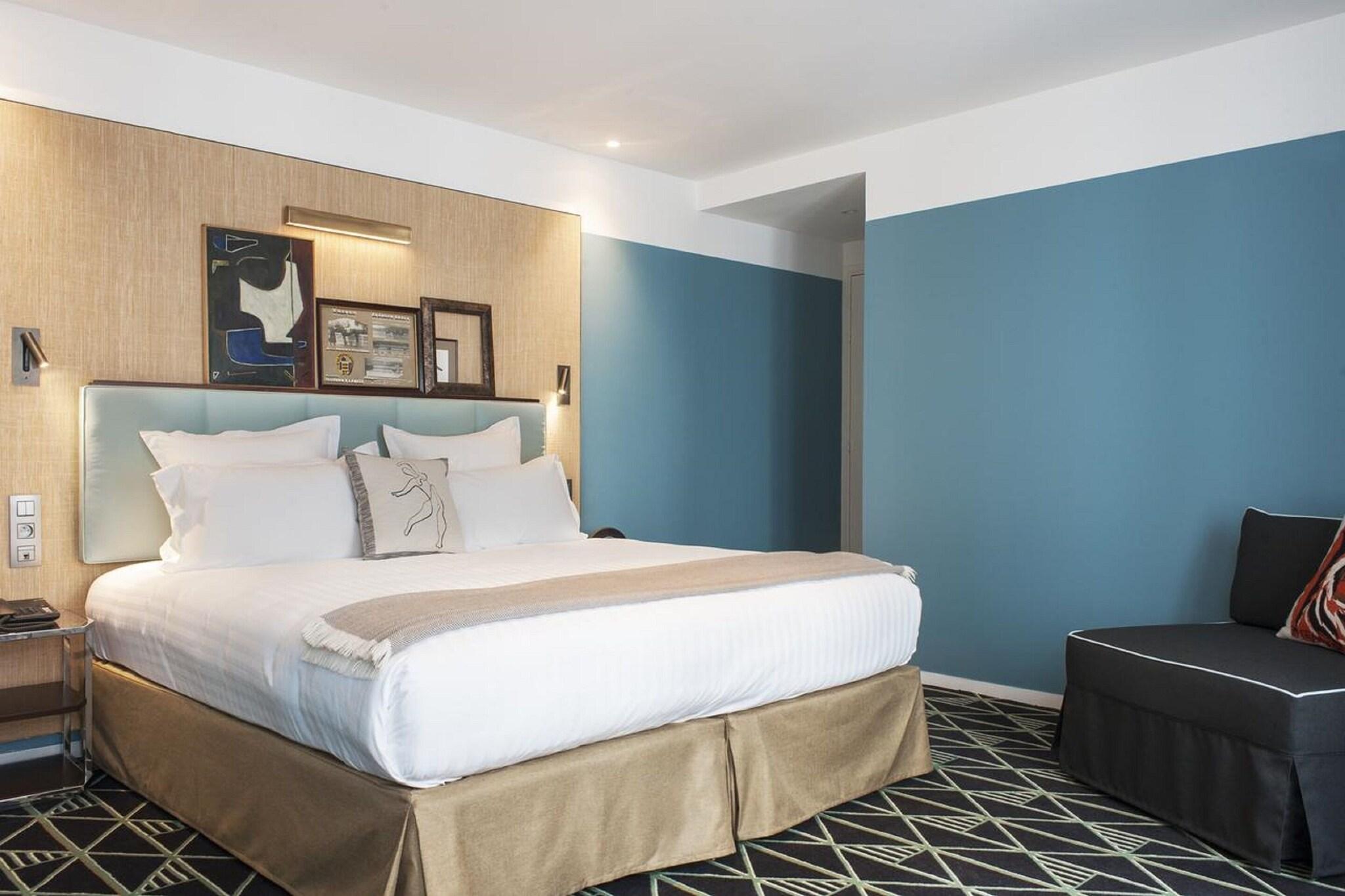 Junior Suite King Size Bed