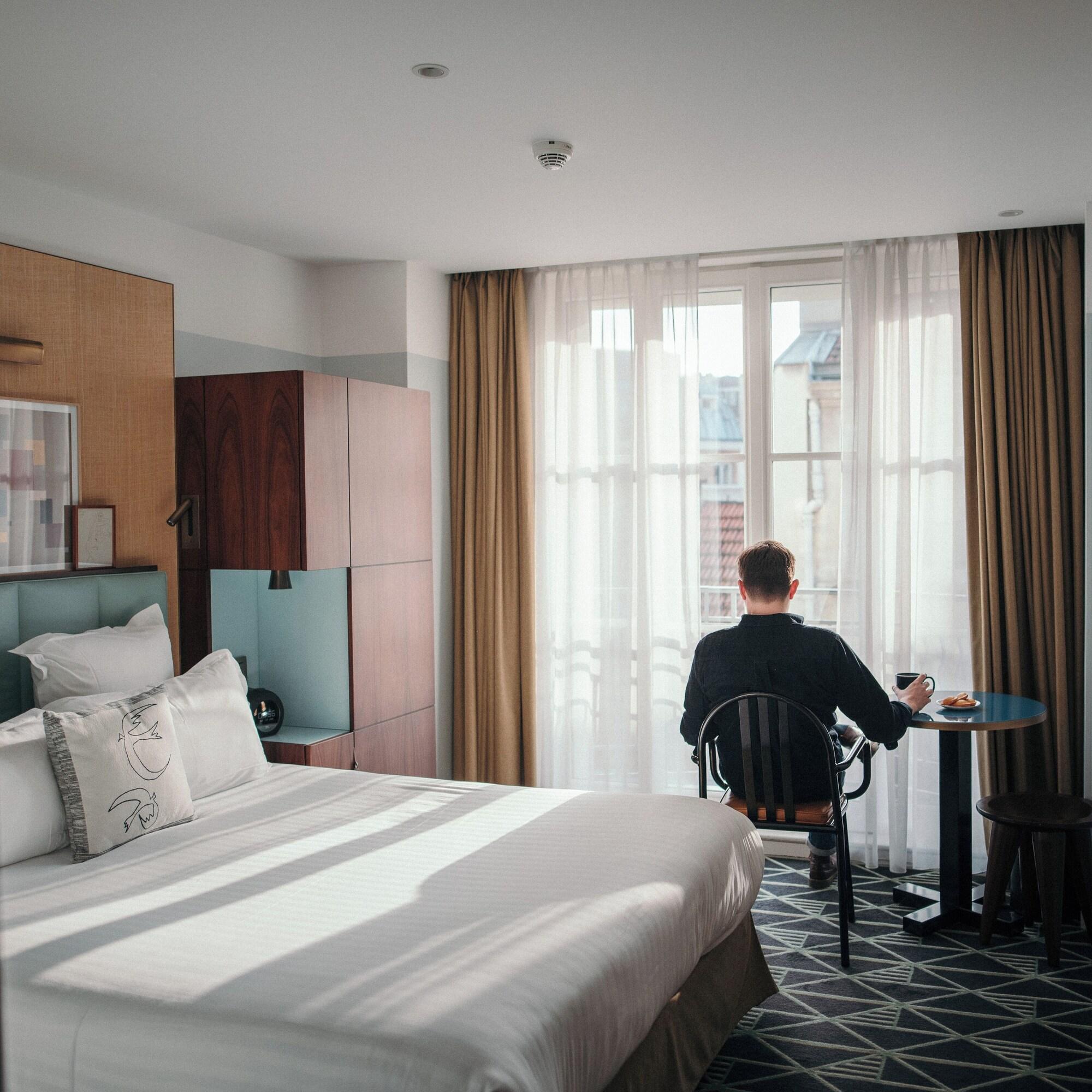 Double Superior Queen Bed