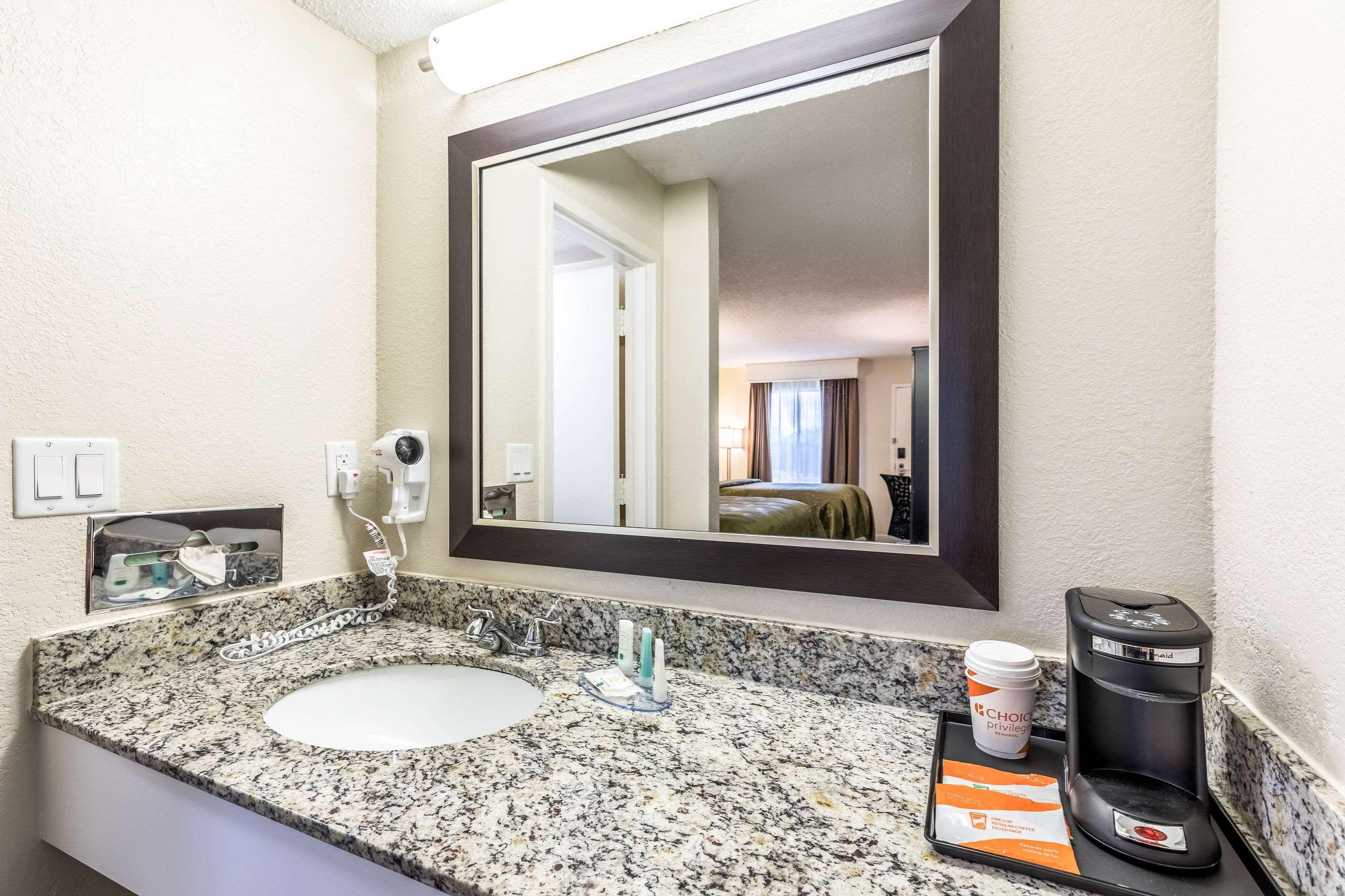 Quadruple Two Queen Beds Non Smoking