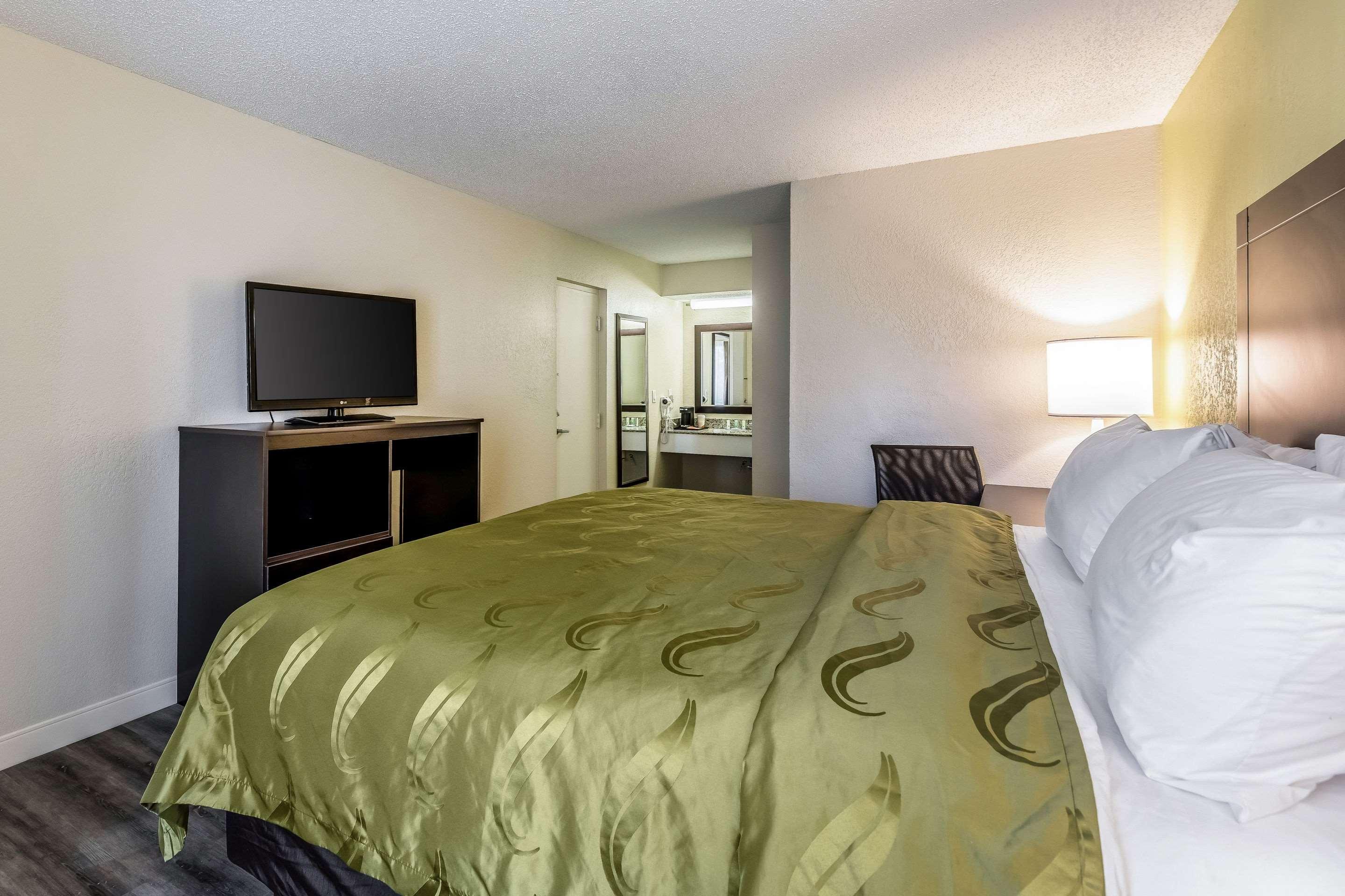 Double Queen Size Bed