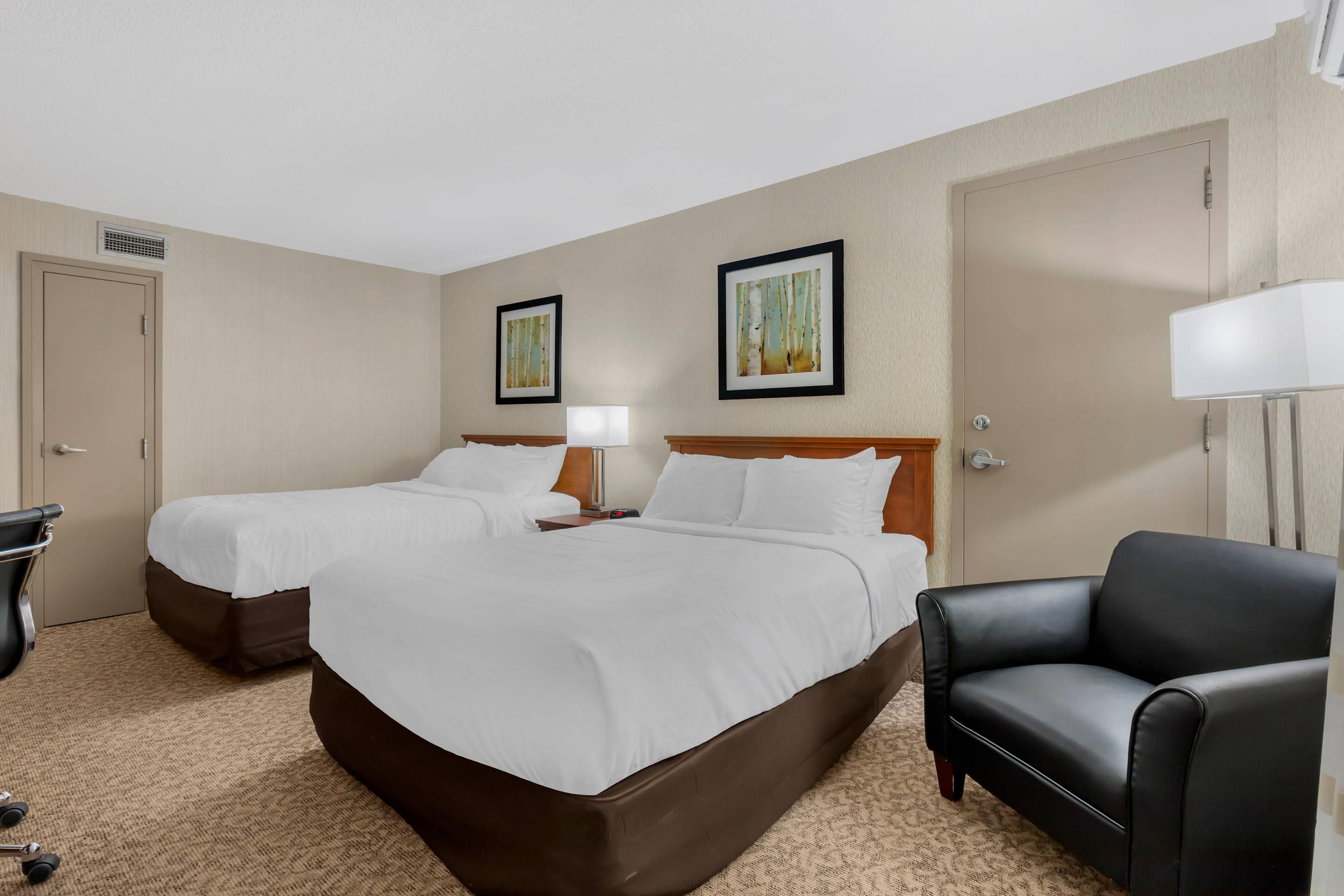 Double Two Queen Beds Non Smoking