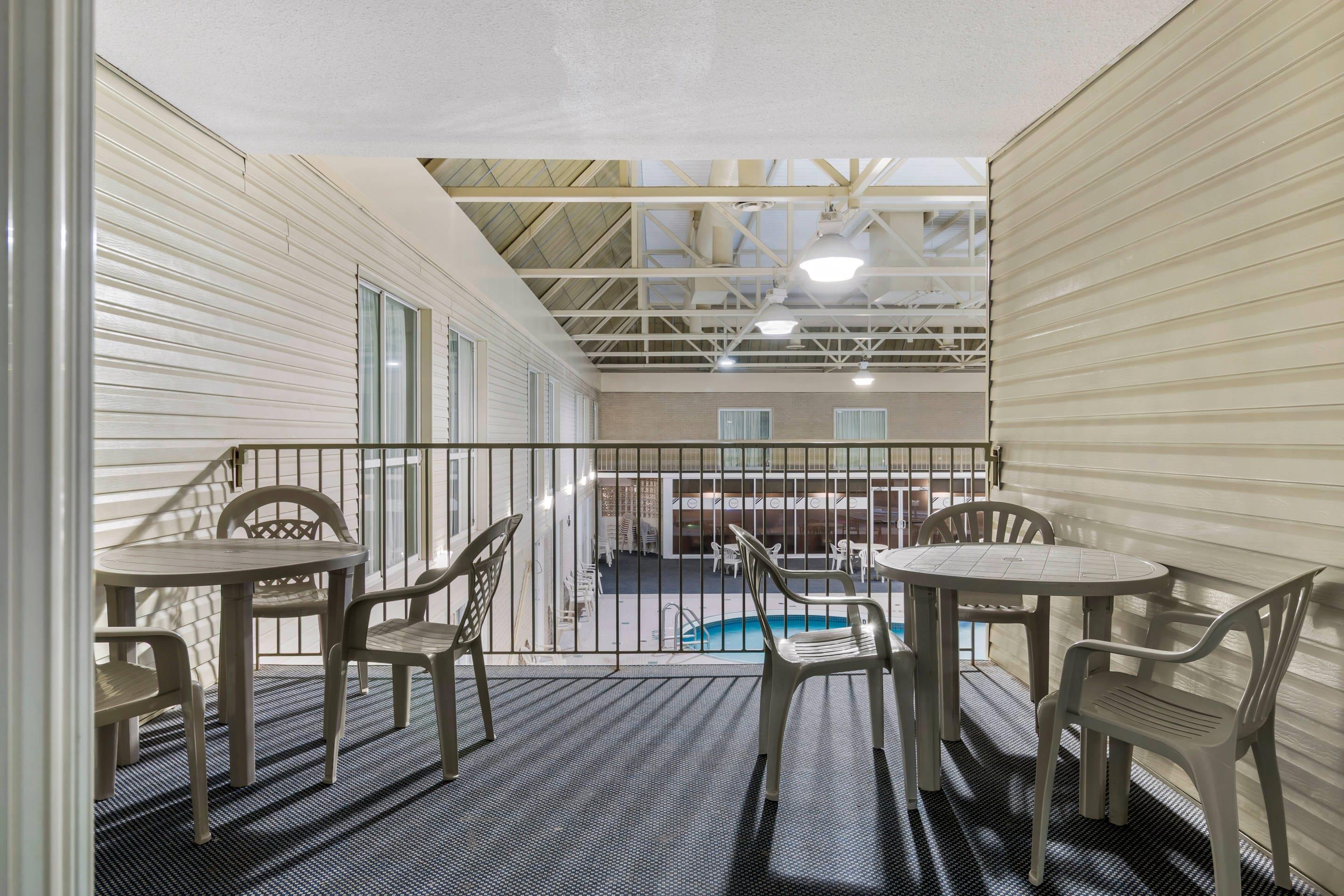 Suite Queen Size Bed