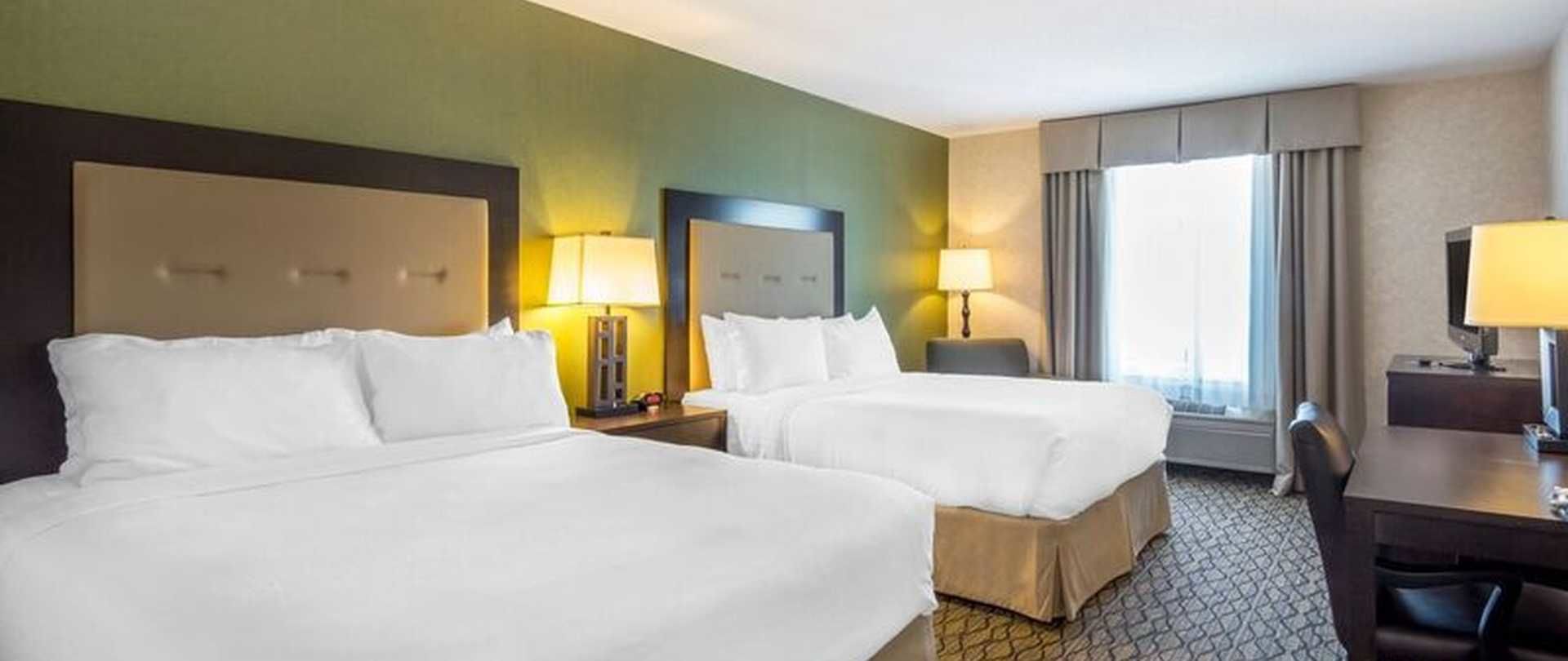 Double Queen Size Bed