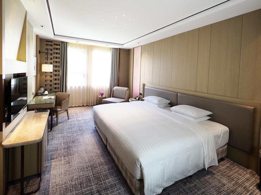 Double or Twin Premier