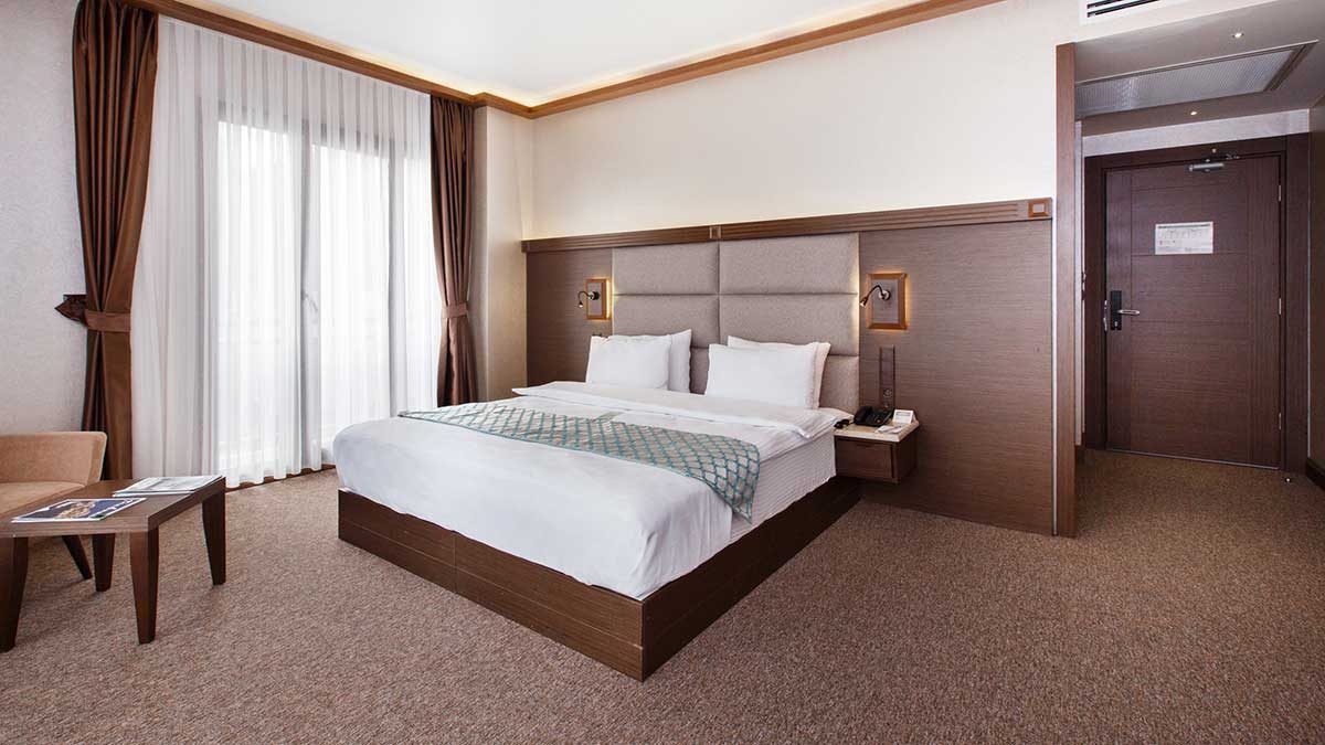 Double Connecting Room