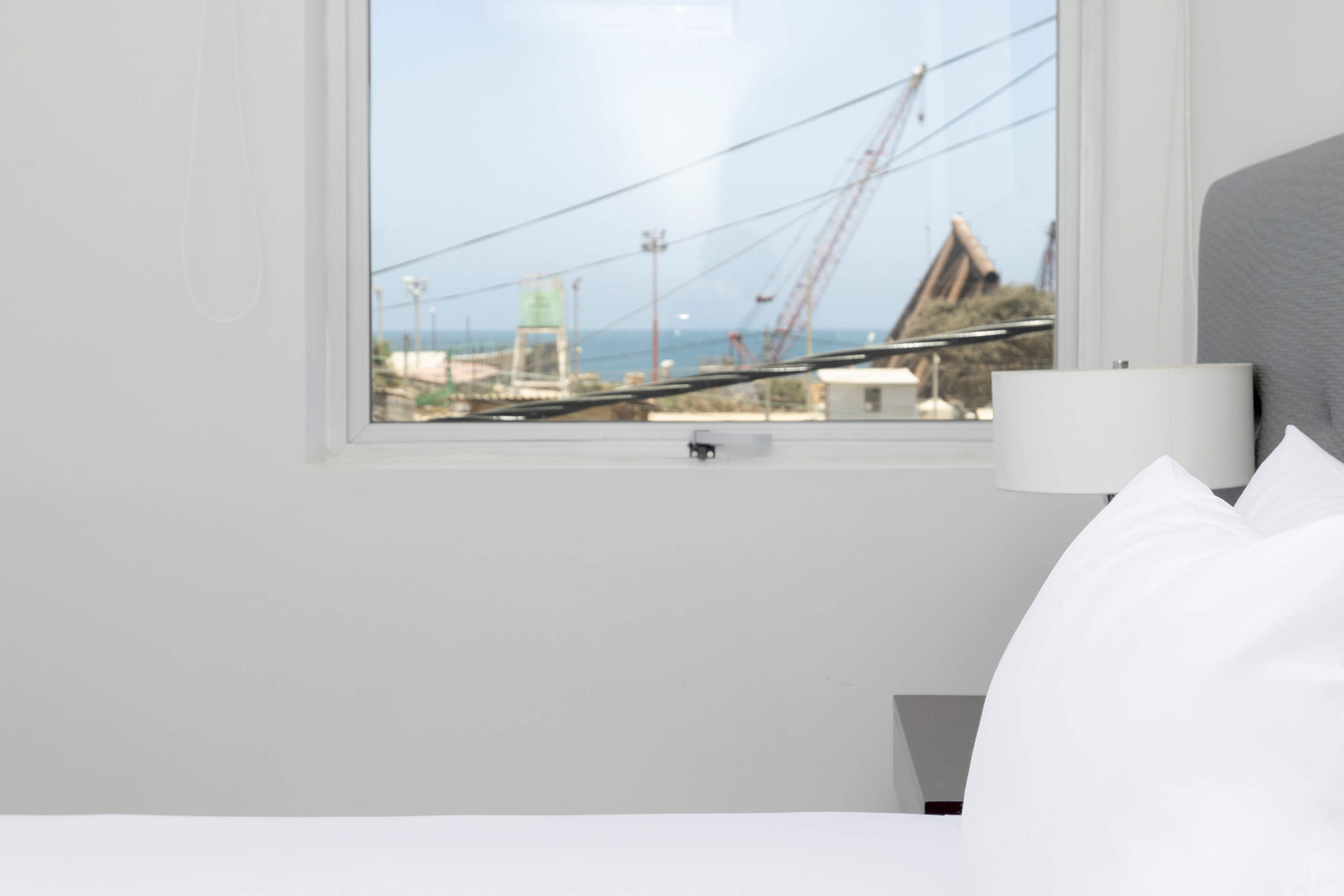 Single Queen Size Bed