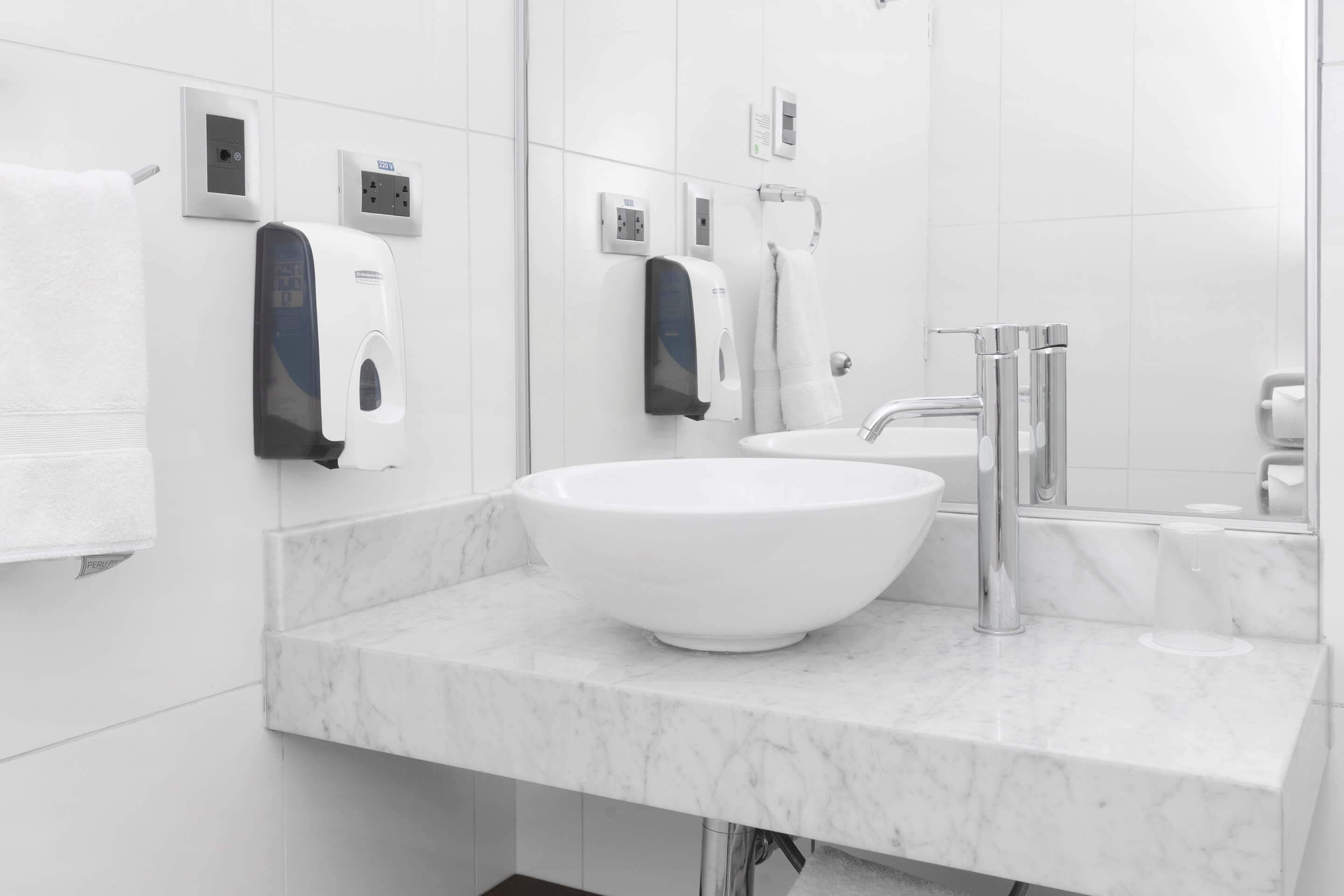 Double Queen Size Bed