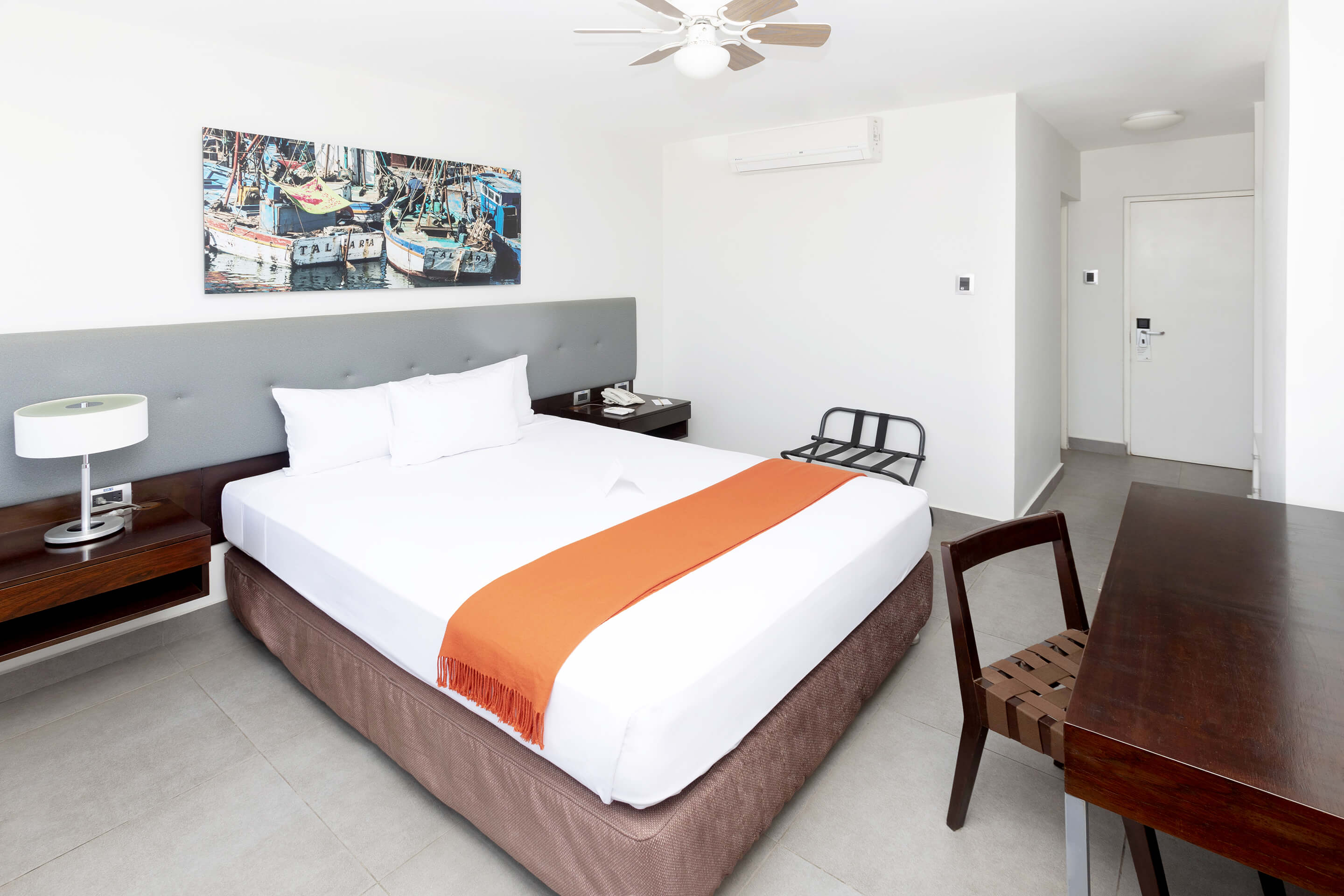 Double Queen Size Bed