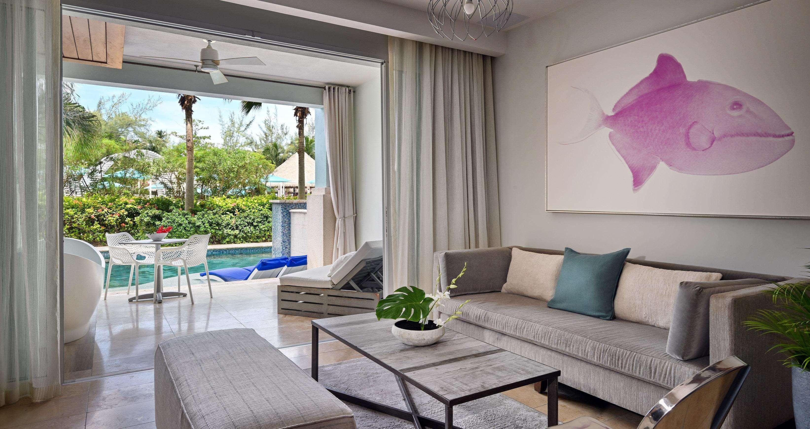 Suite Pool View One Bedroom