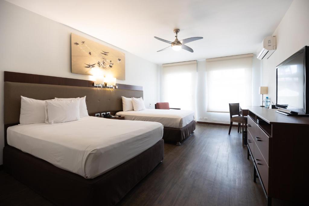 Twin Superior with Views