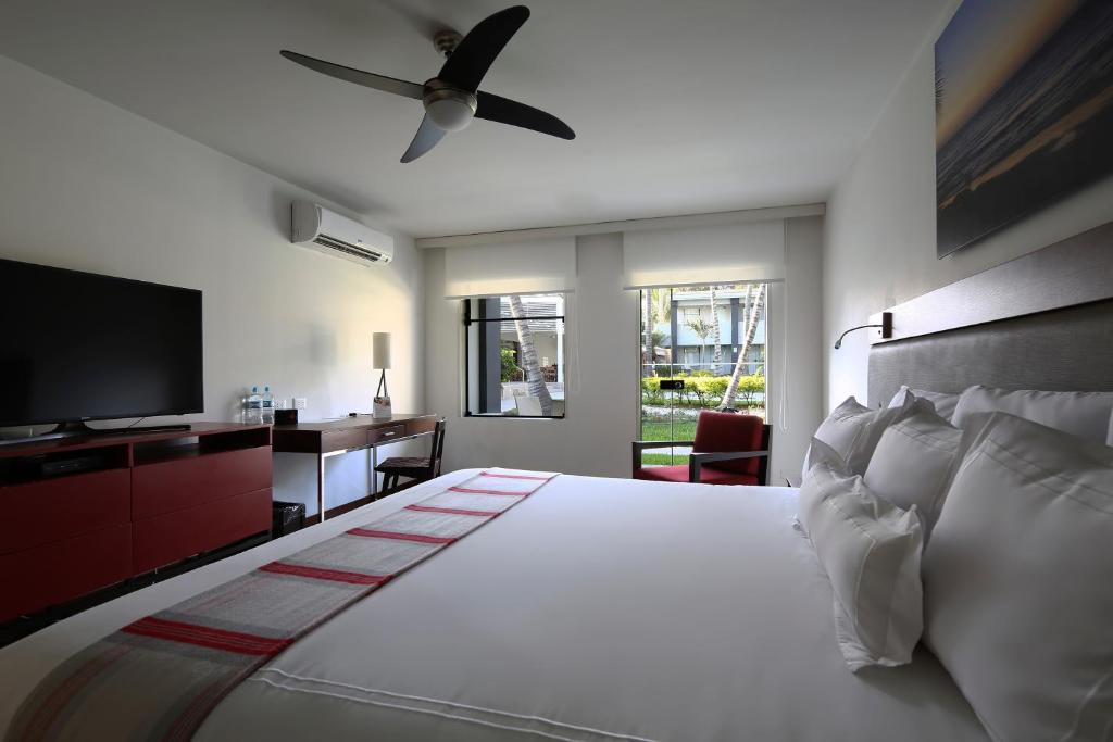 Junior Suite King Size Bed