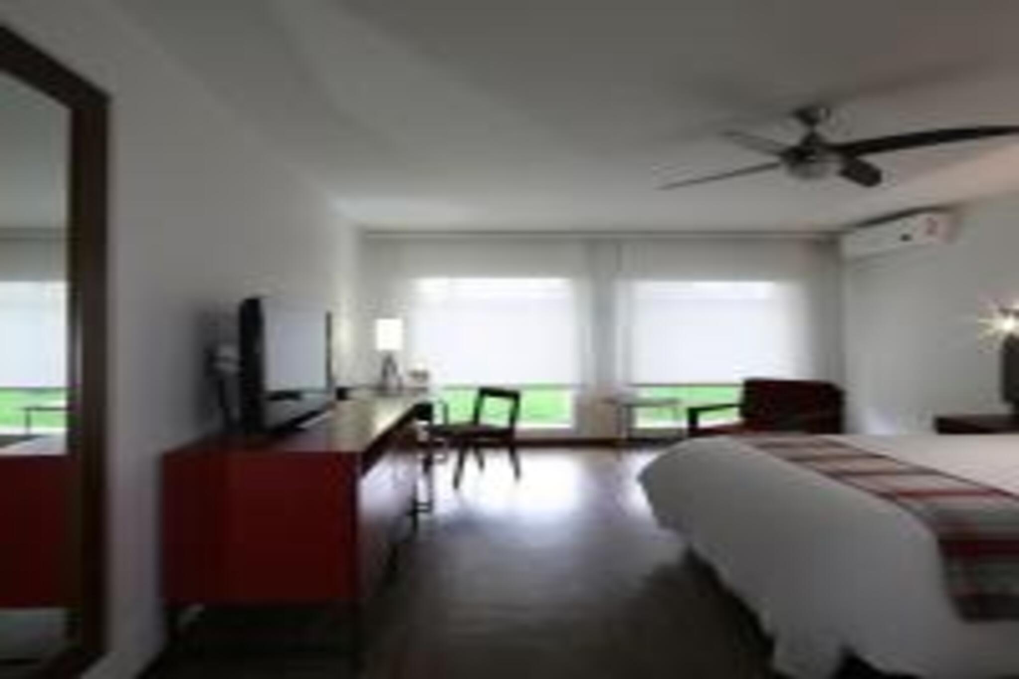 Double Superior Queen Bed