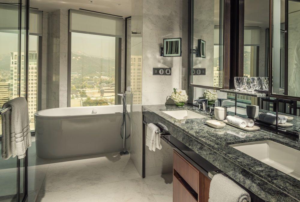 Suite Executive King Bed