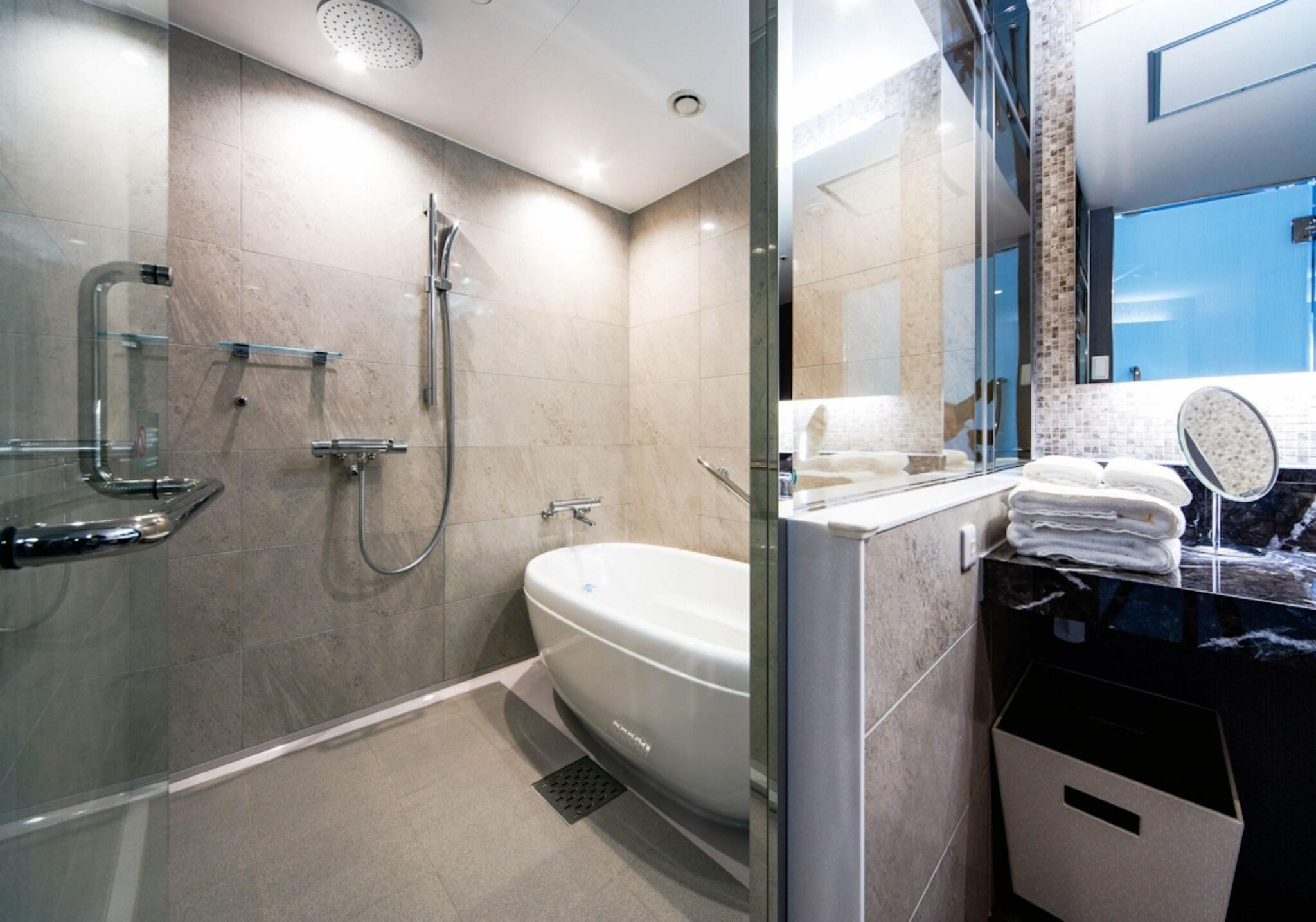 Junior Suite with Double Bed