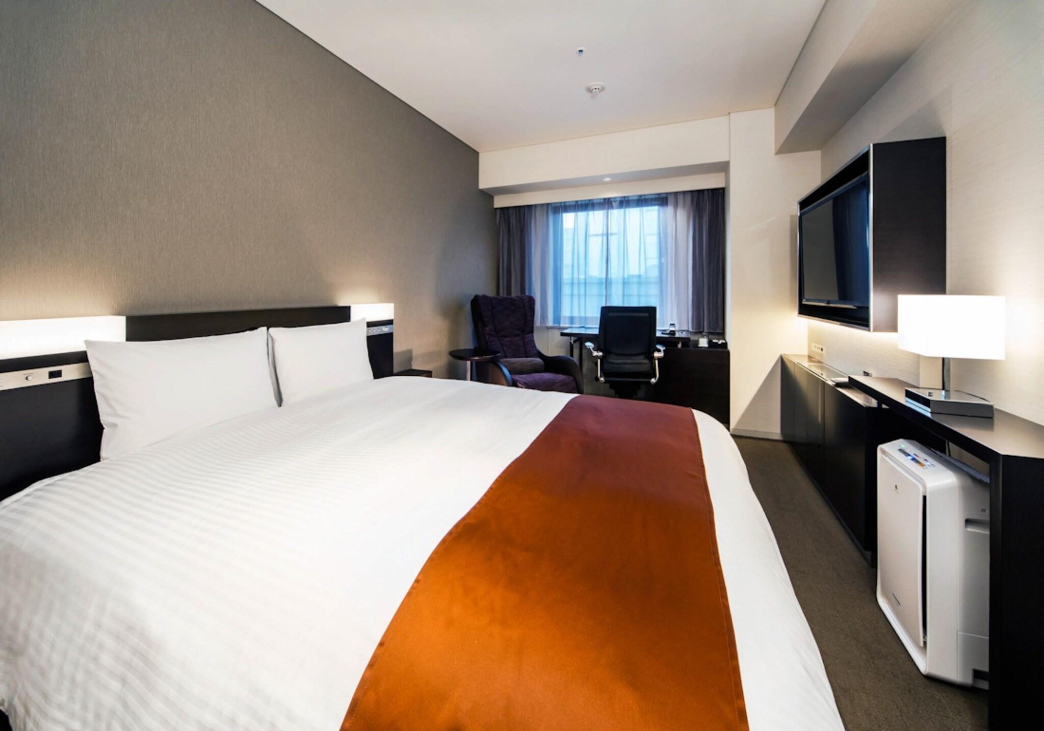 Double Deluxe Queen Bed