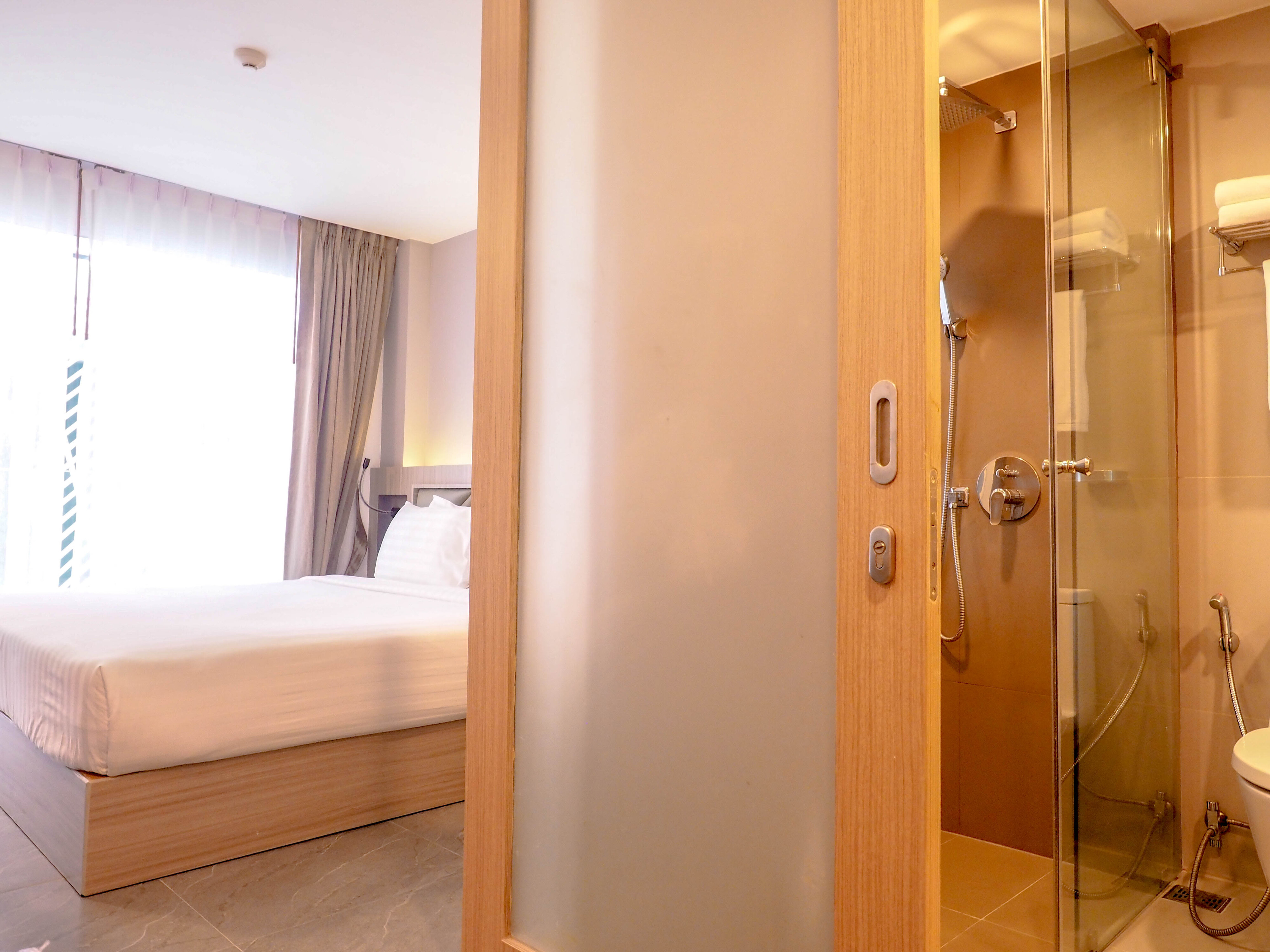 Double or Twin Deluxe