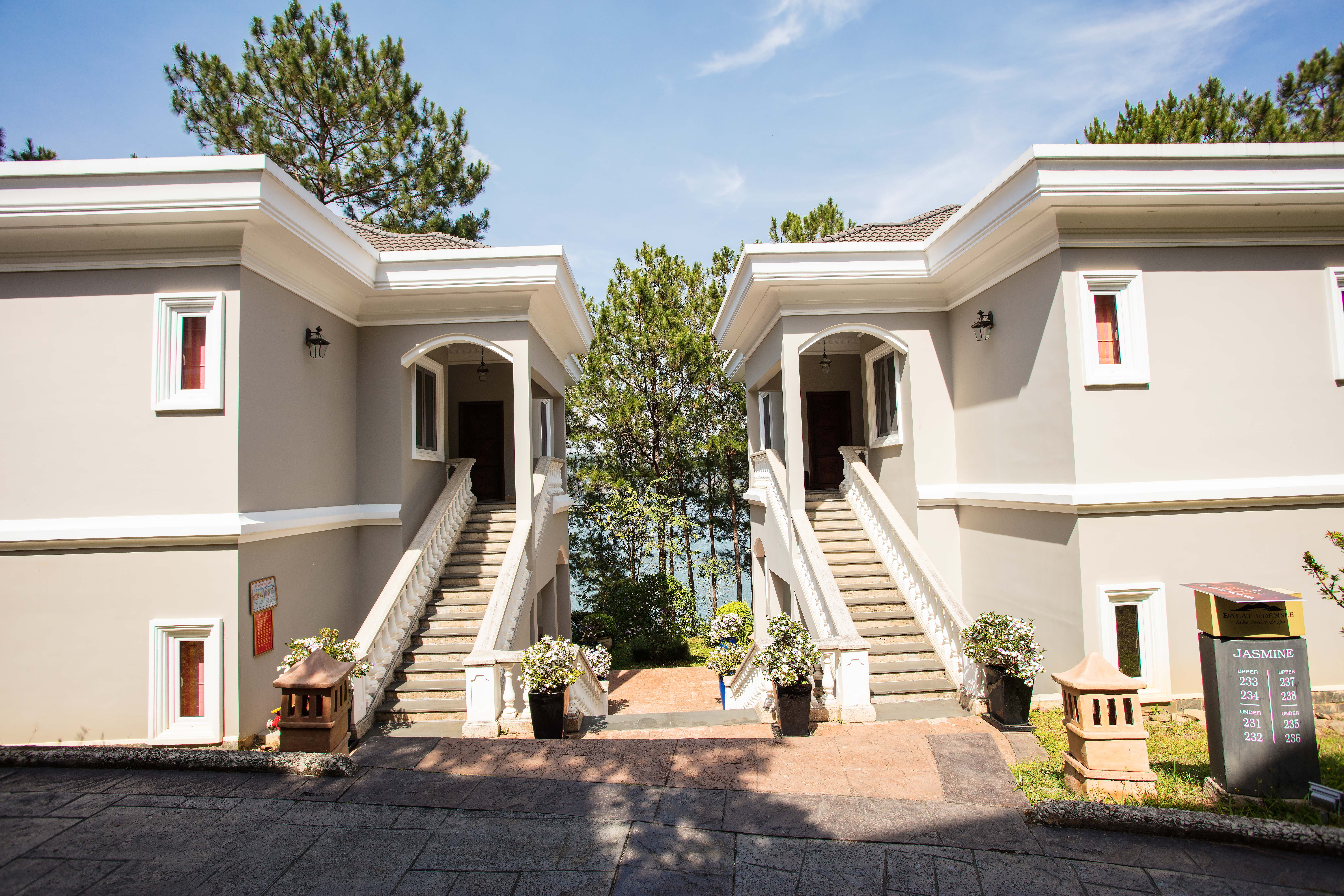 Double or Twin Lake View