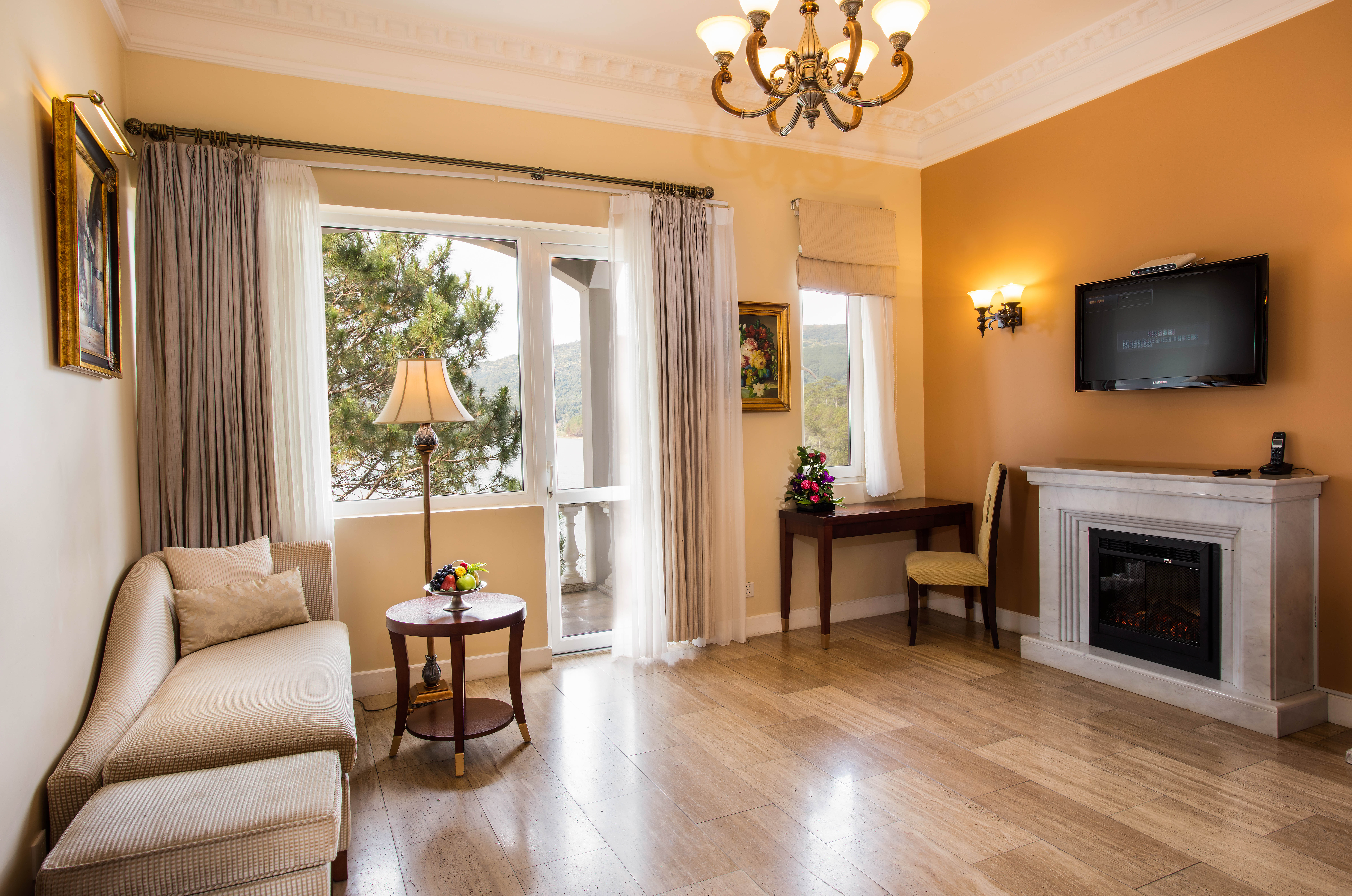 Junior Suite Lake View