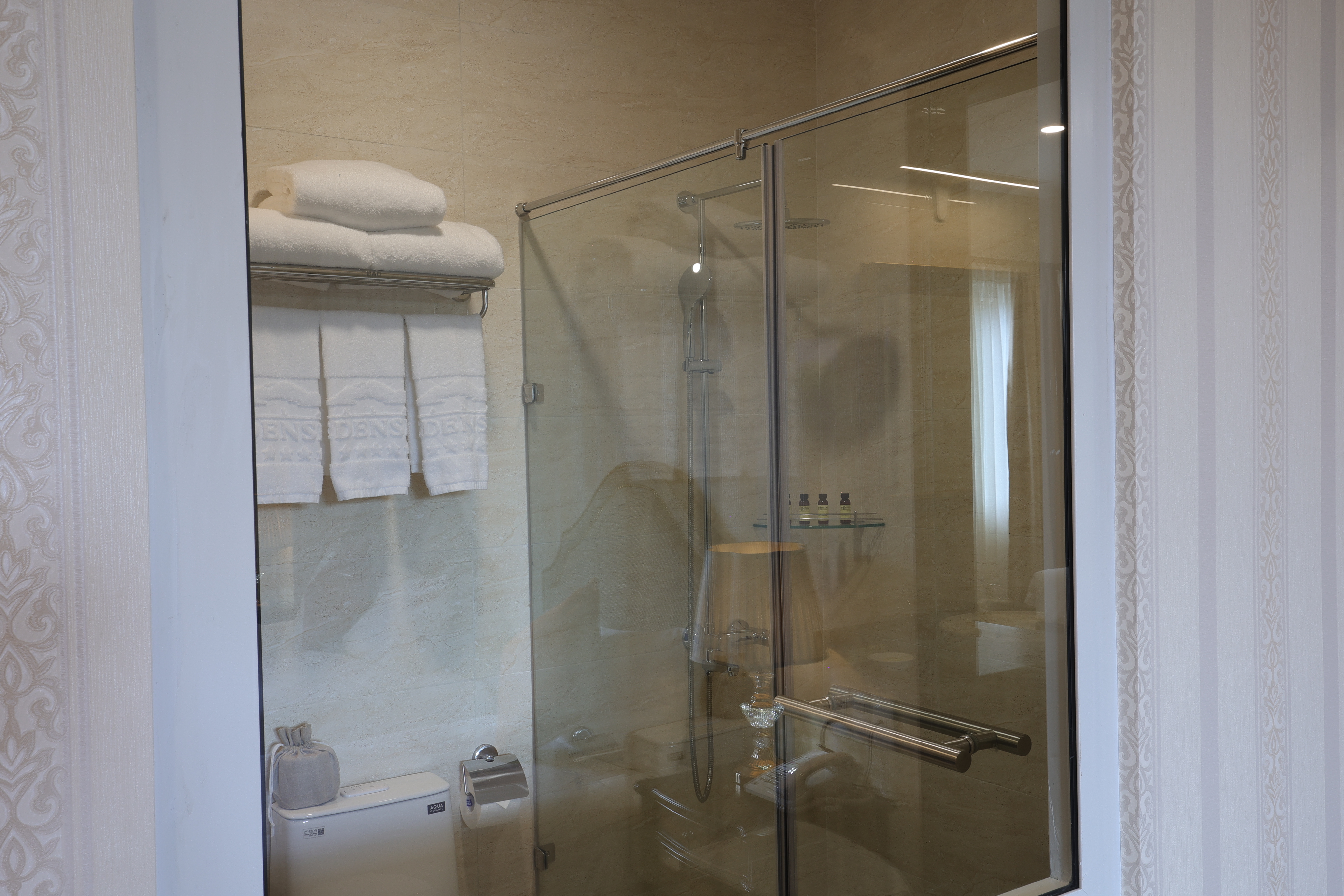 Double or Twin Deluxe