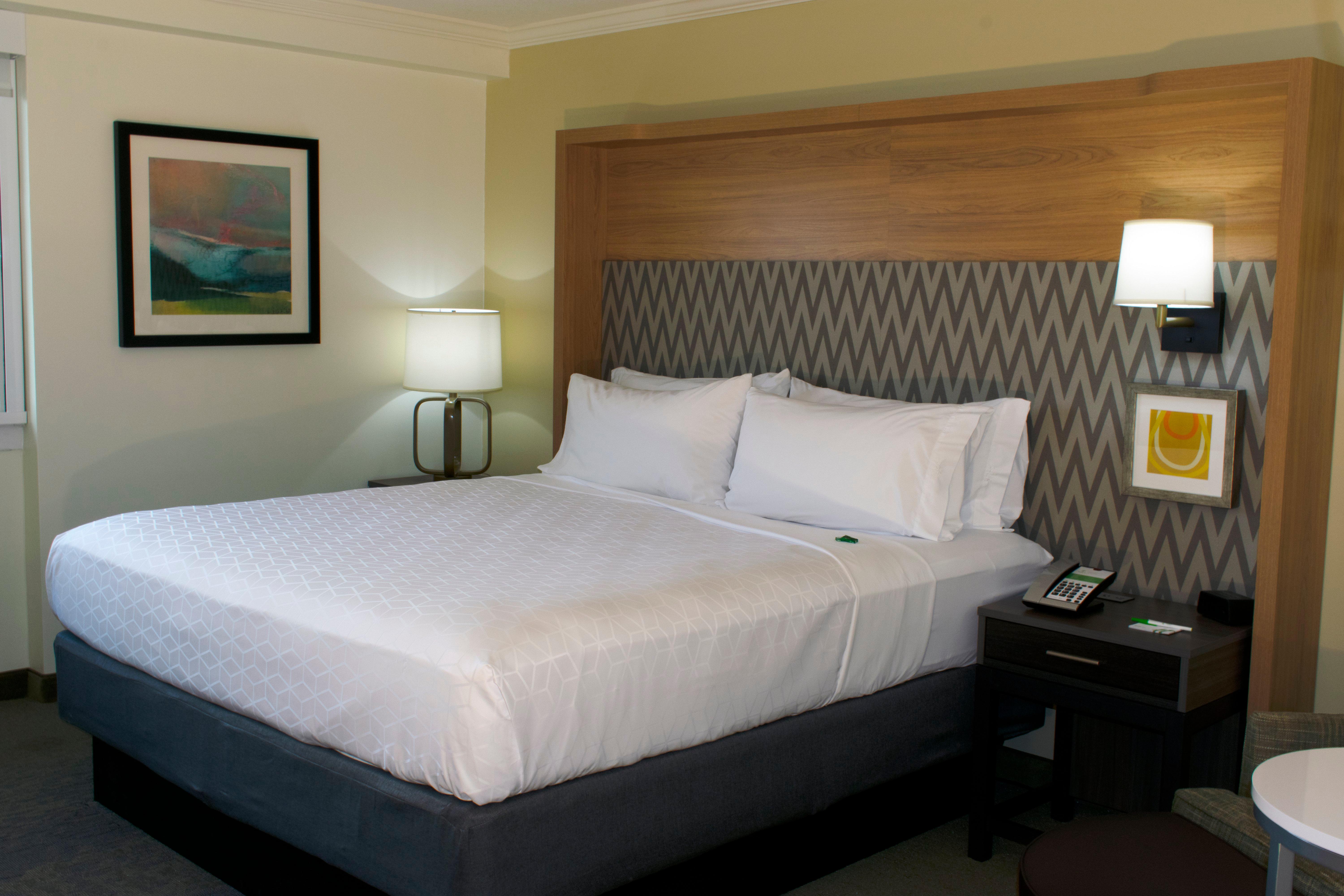 Double Accessible-queen Size Bed