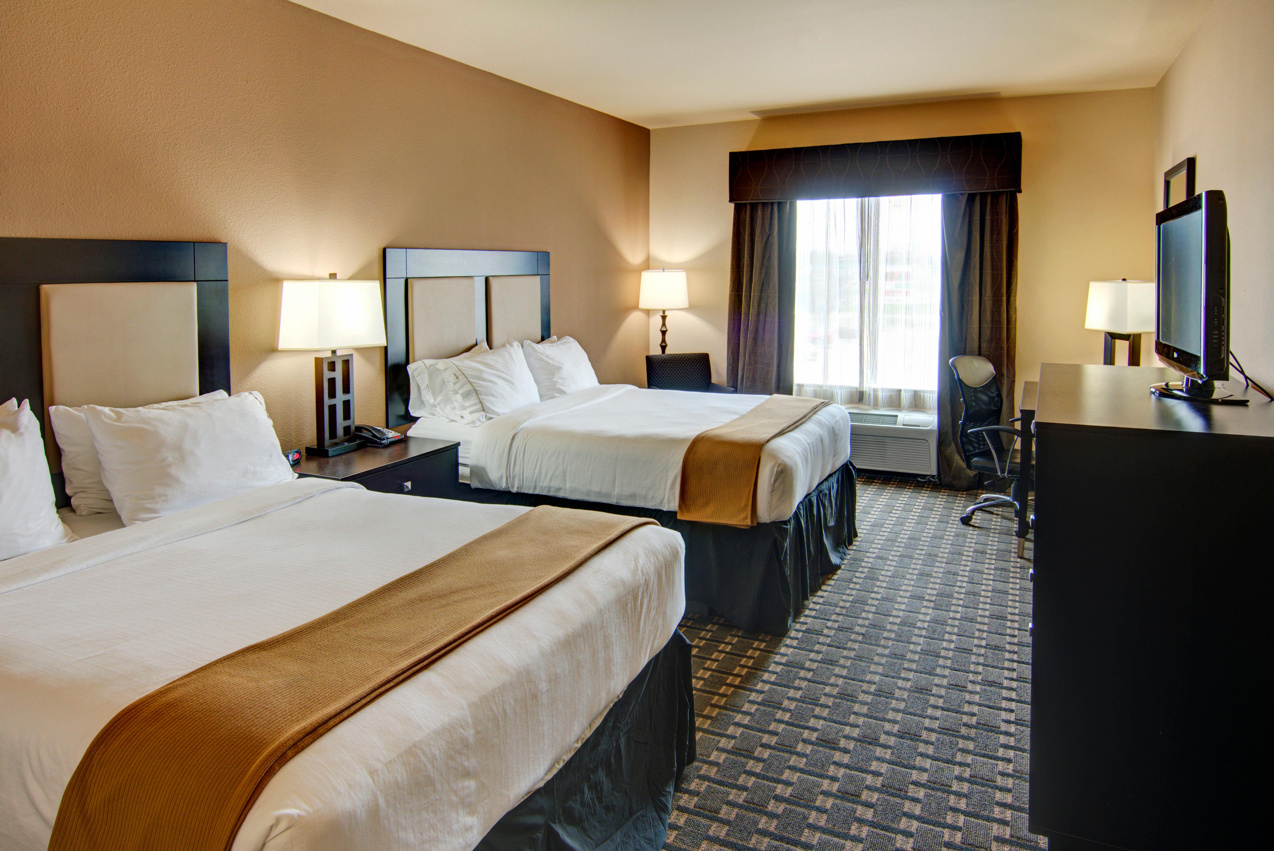 Double Two Queen Beds