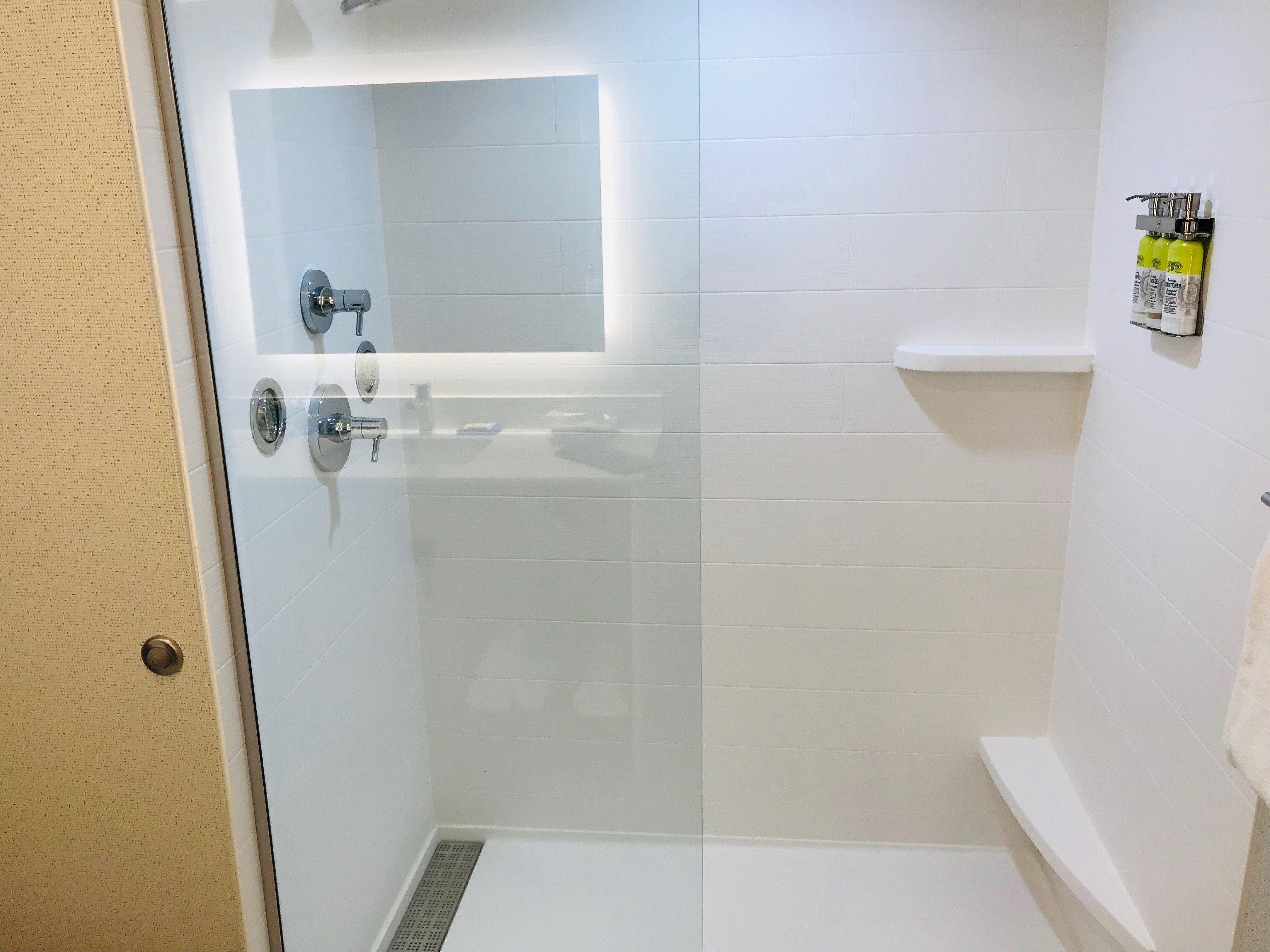 Double King Bed Non Smoking