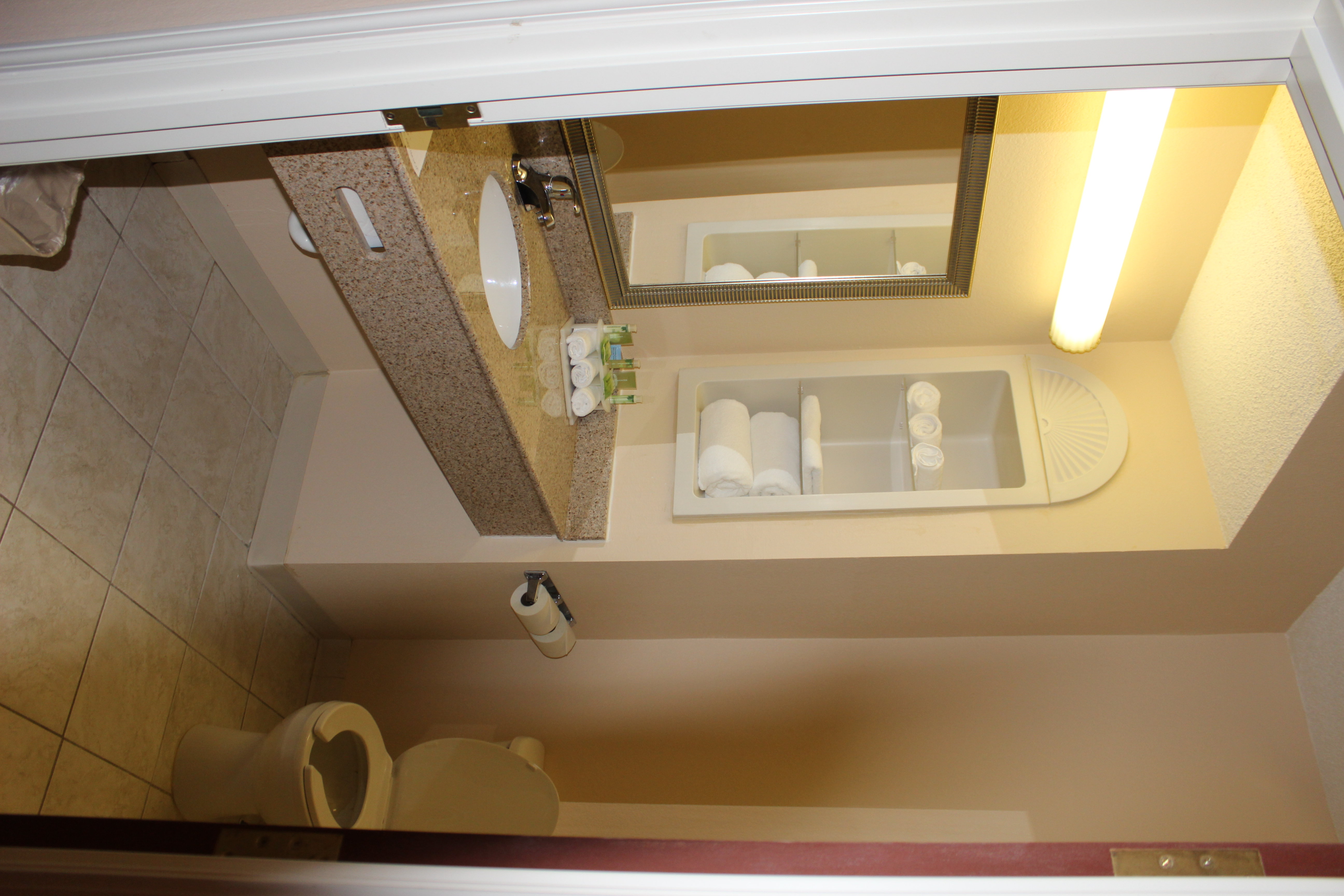 Double King Bed Non Smoking