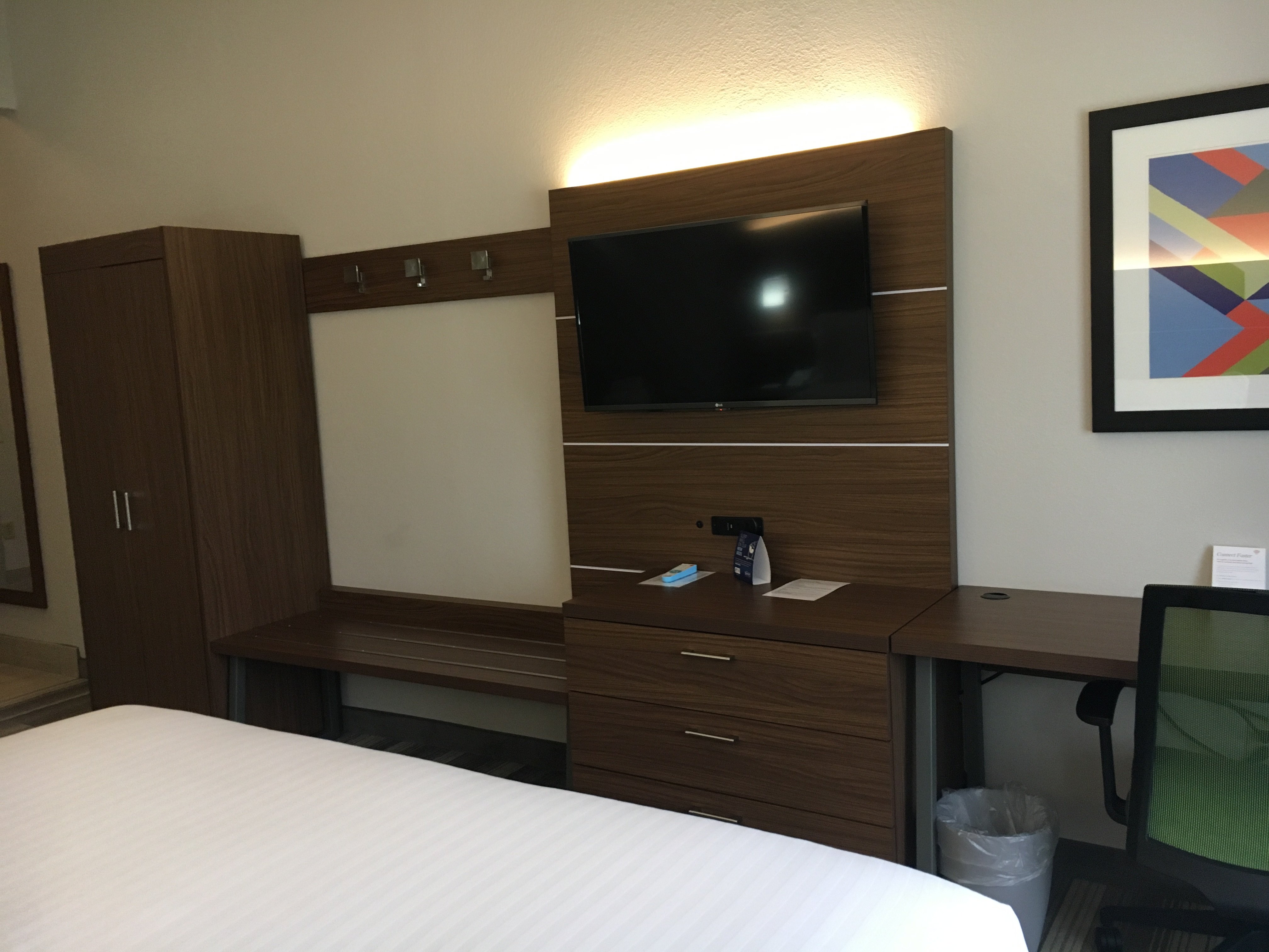 Double King Bed Non Smoking