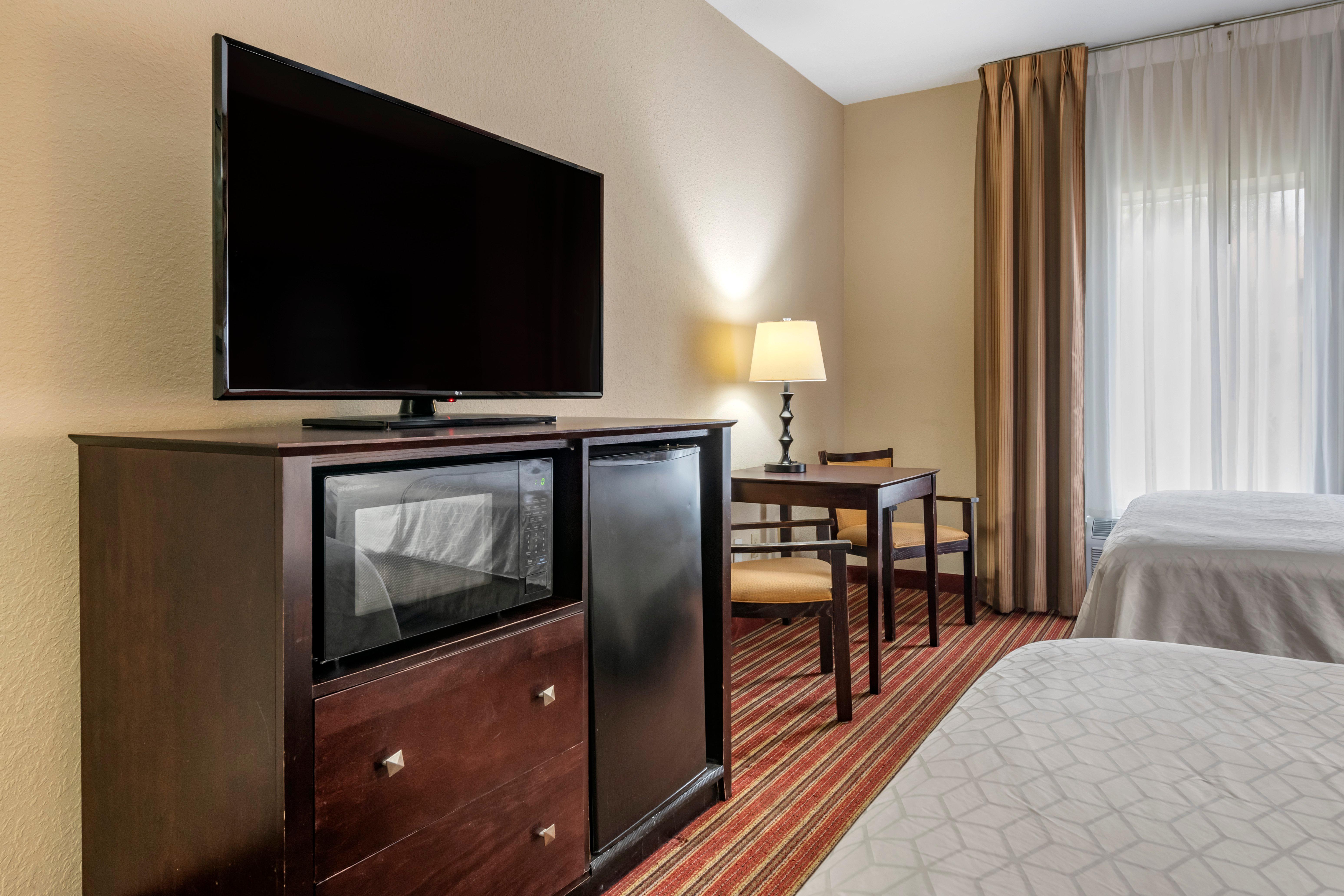 Double Two Queen Beds Non Smoking