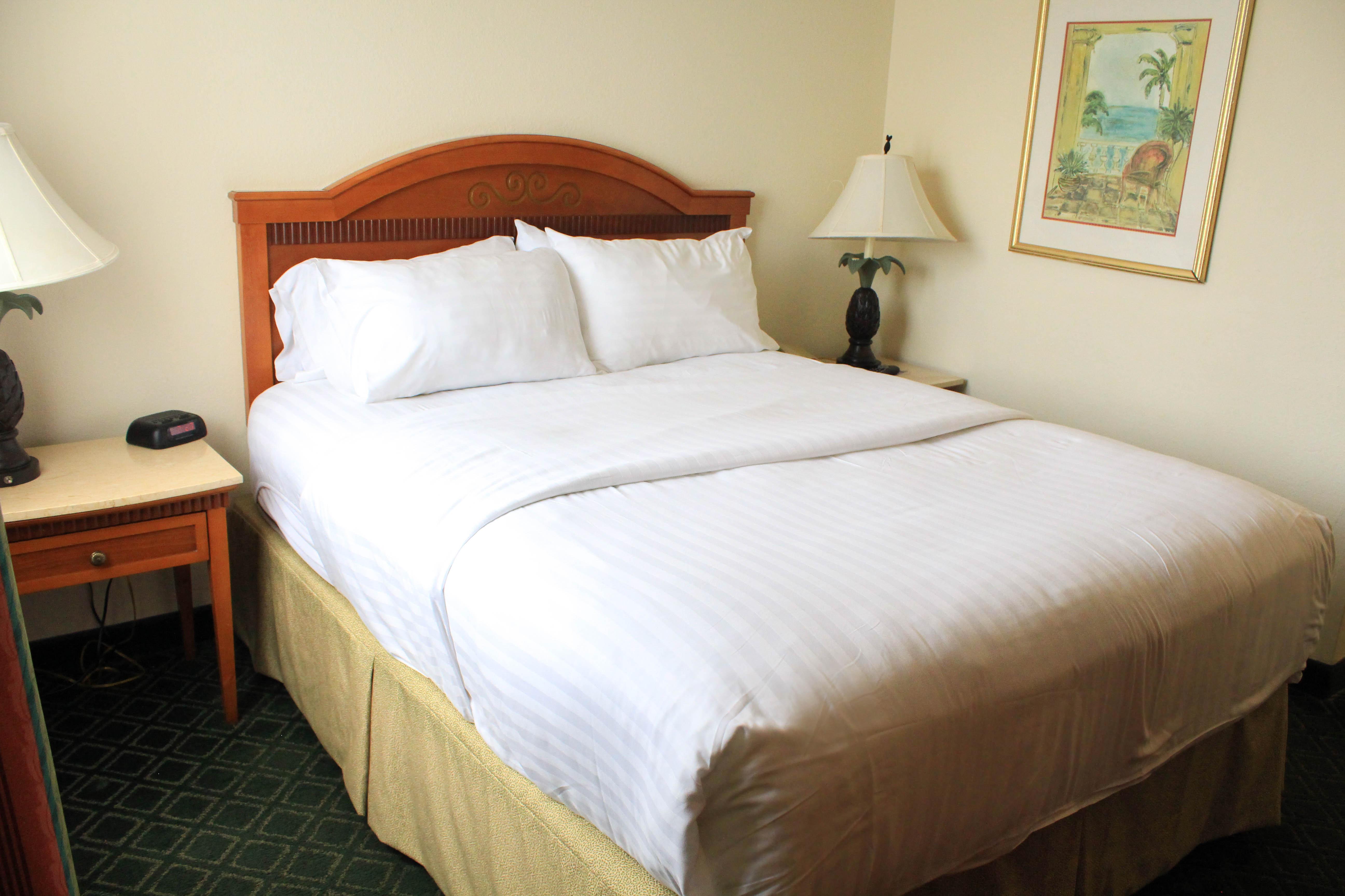 Suite Queen Size Bed