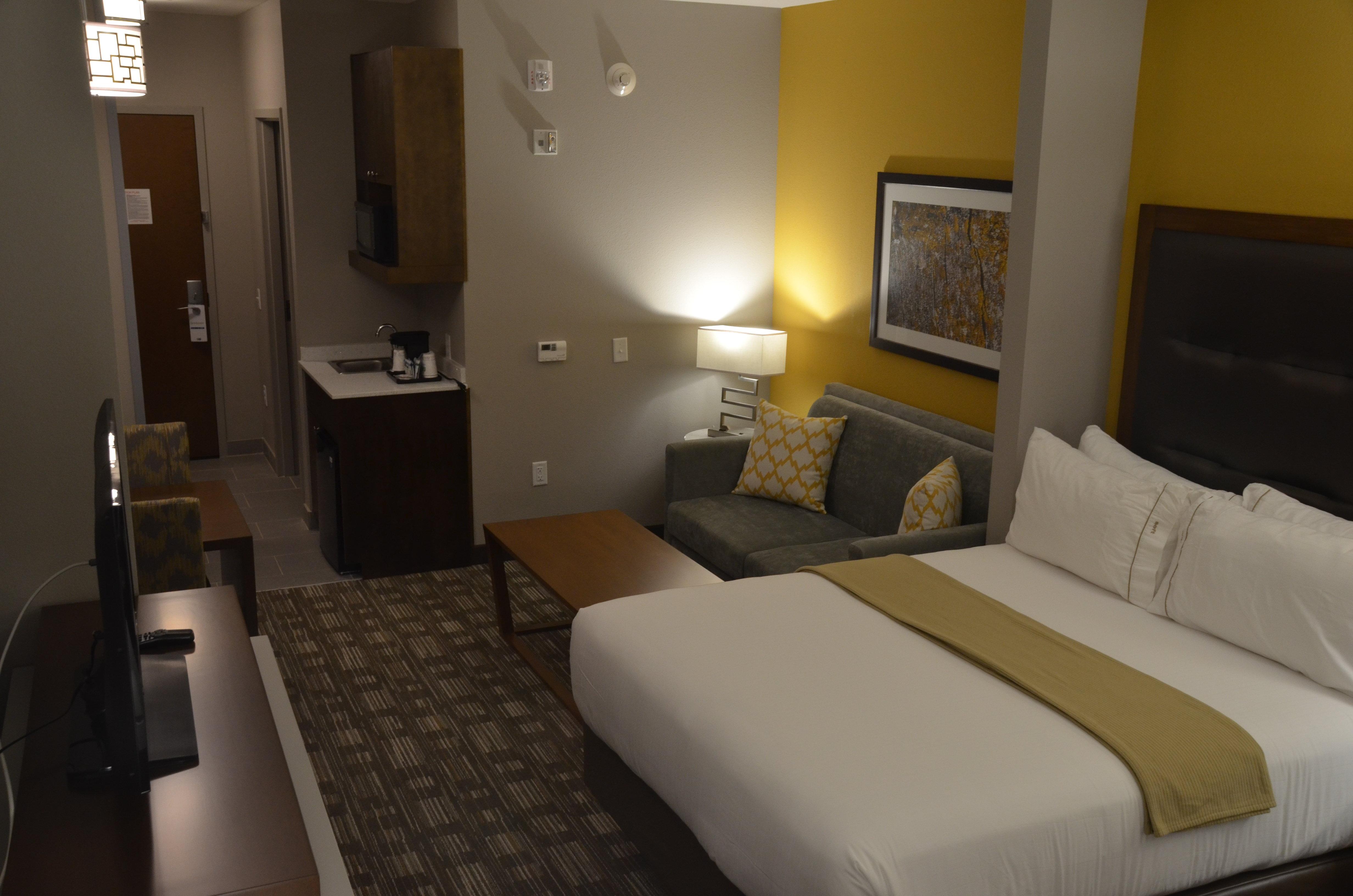 Double Accessible King Size Bed