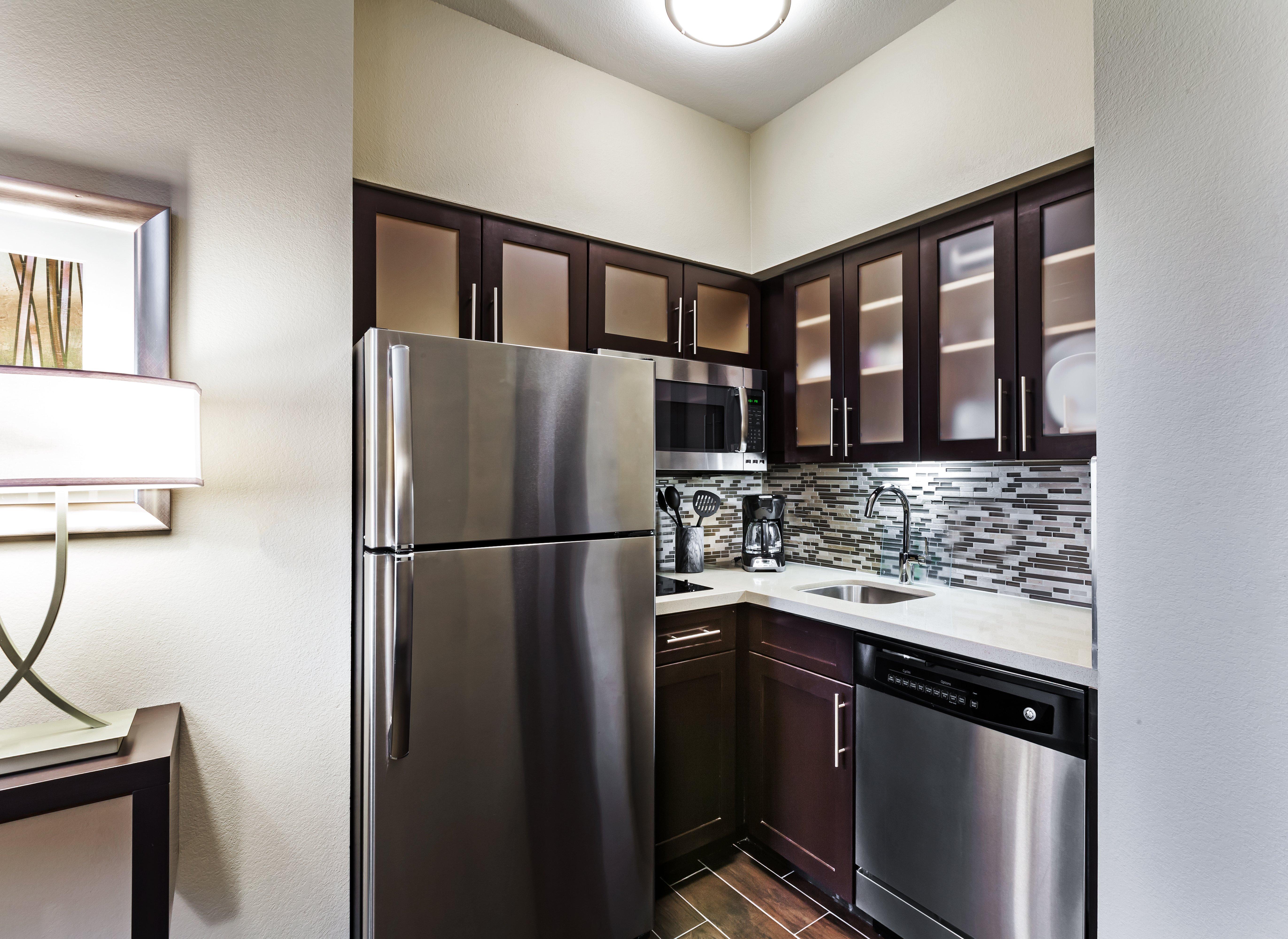 Studio Queen Size Bed