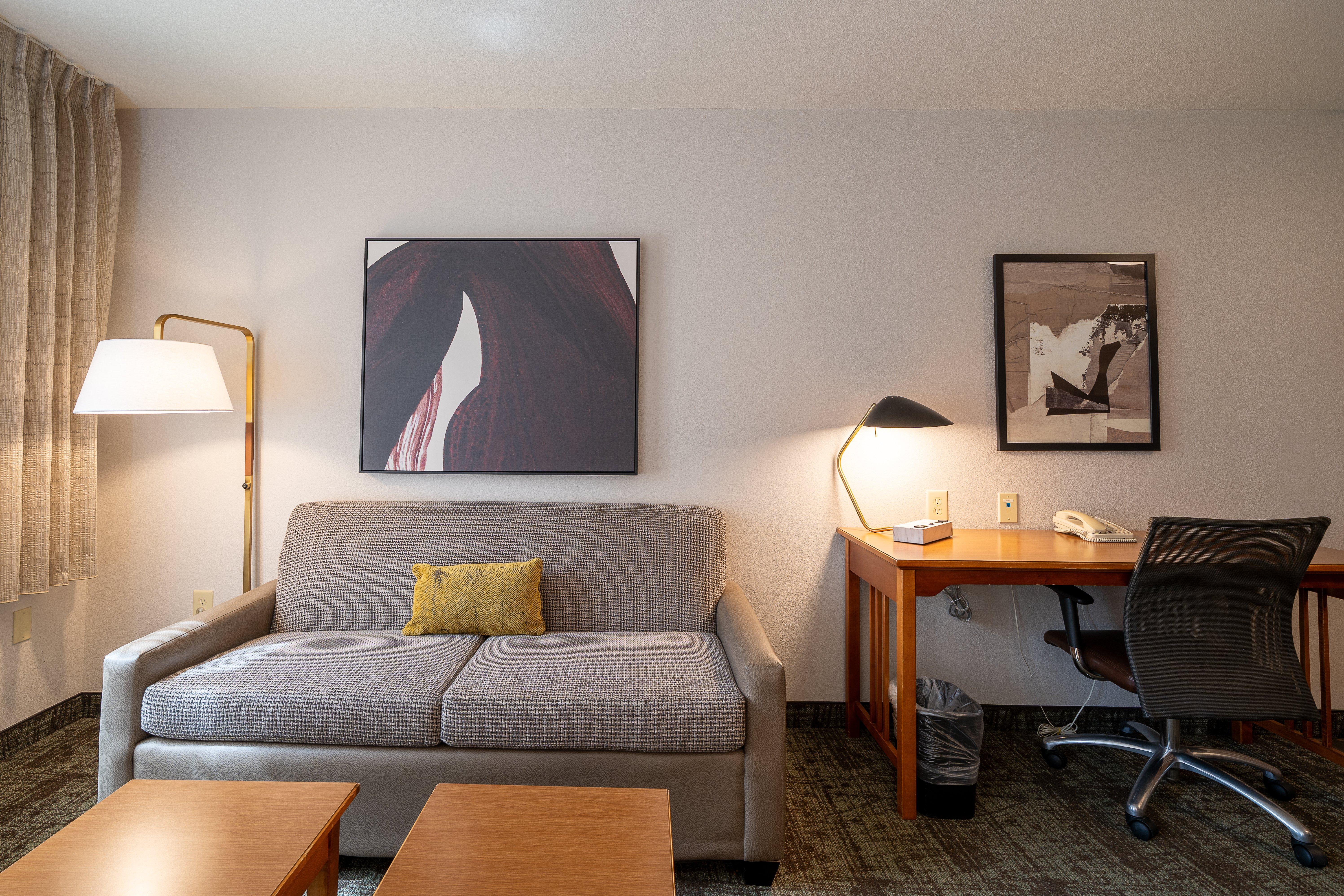 Studio Queen Size Bed