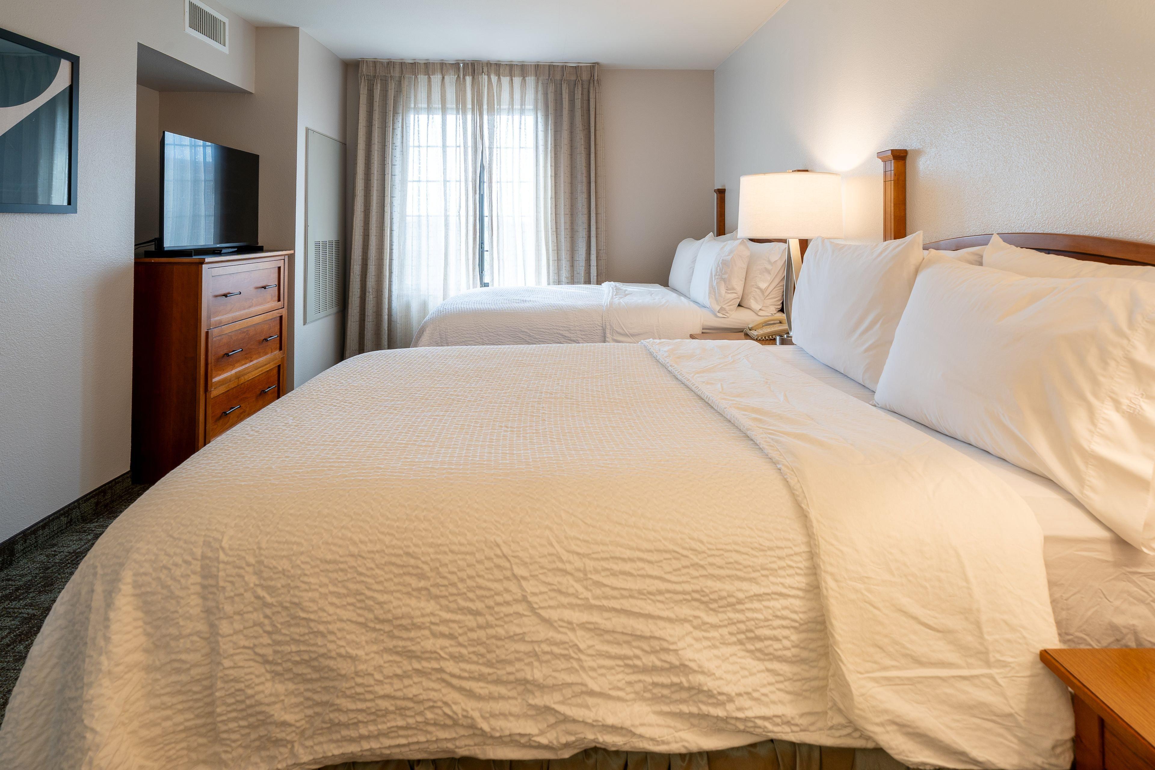 Suite Two Double Beds One Bedroom 