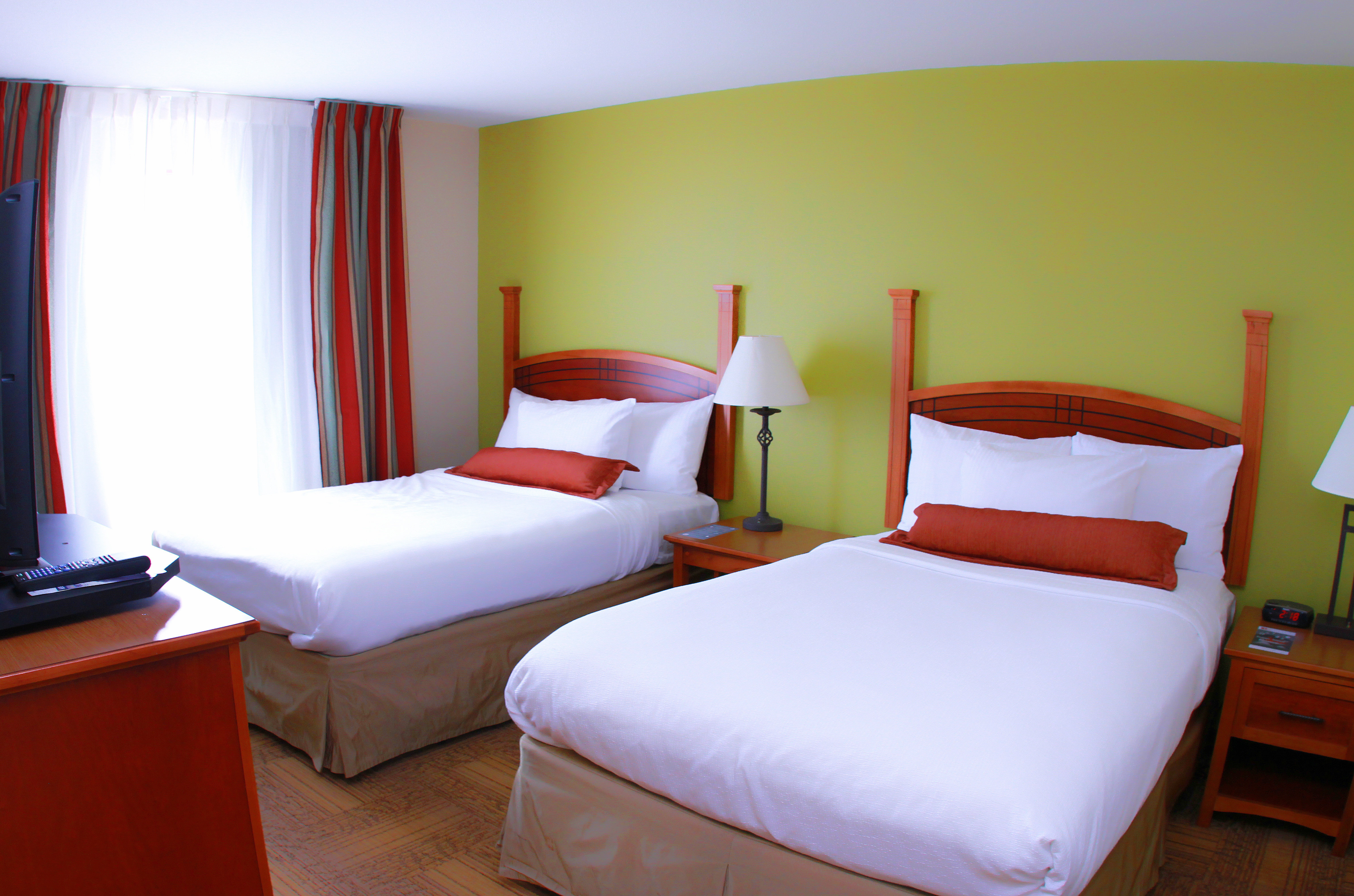 Suite Two Double Beds Non Smoking