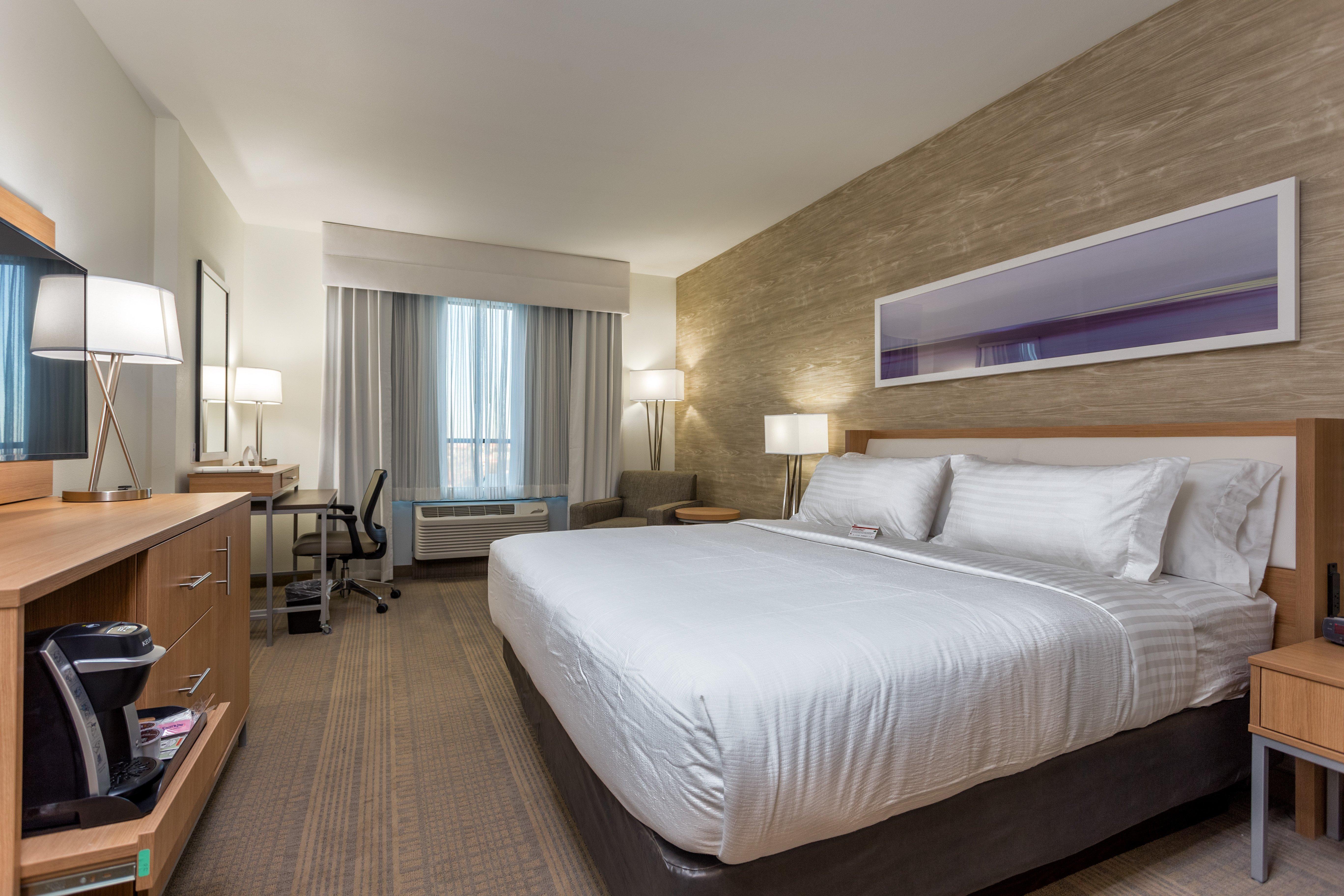 Double Deluxe King Bed