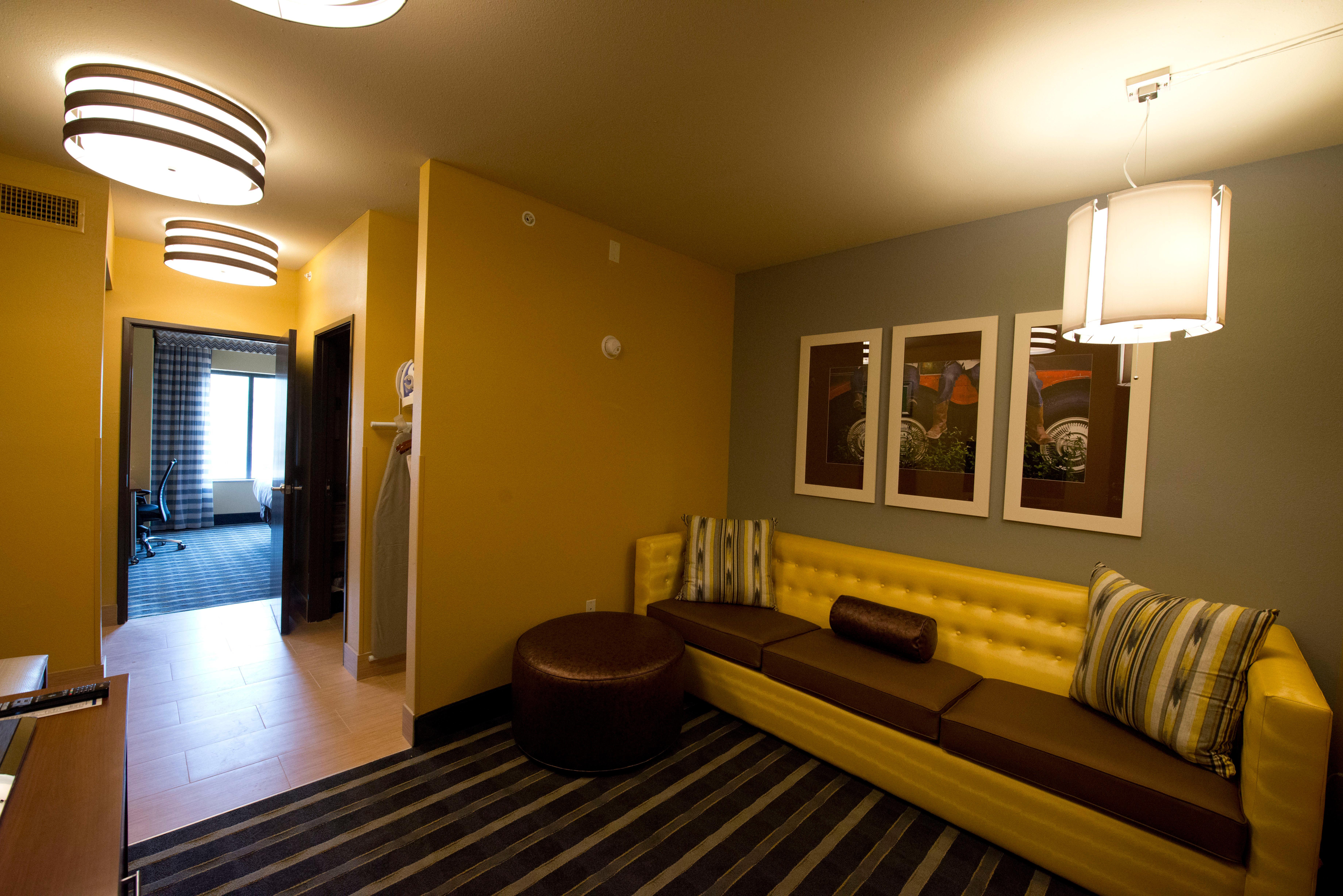 Suite Two Queen Beds