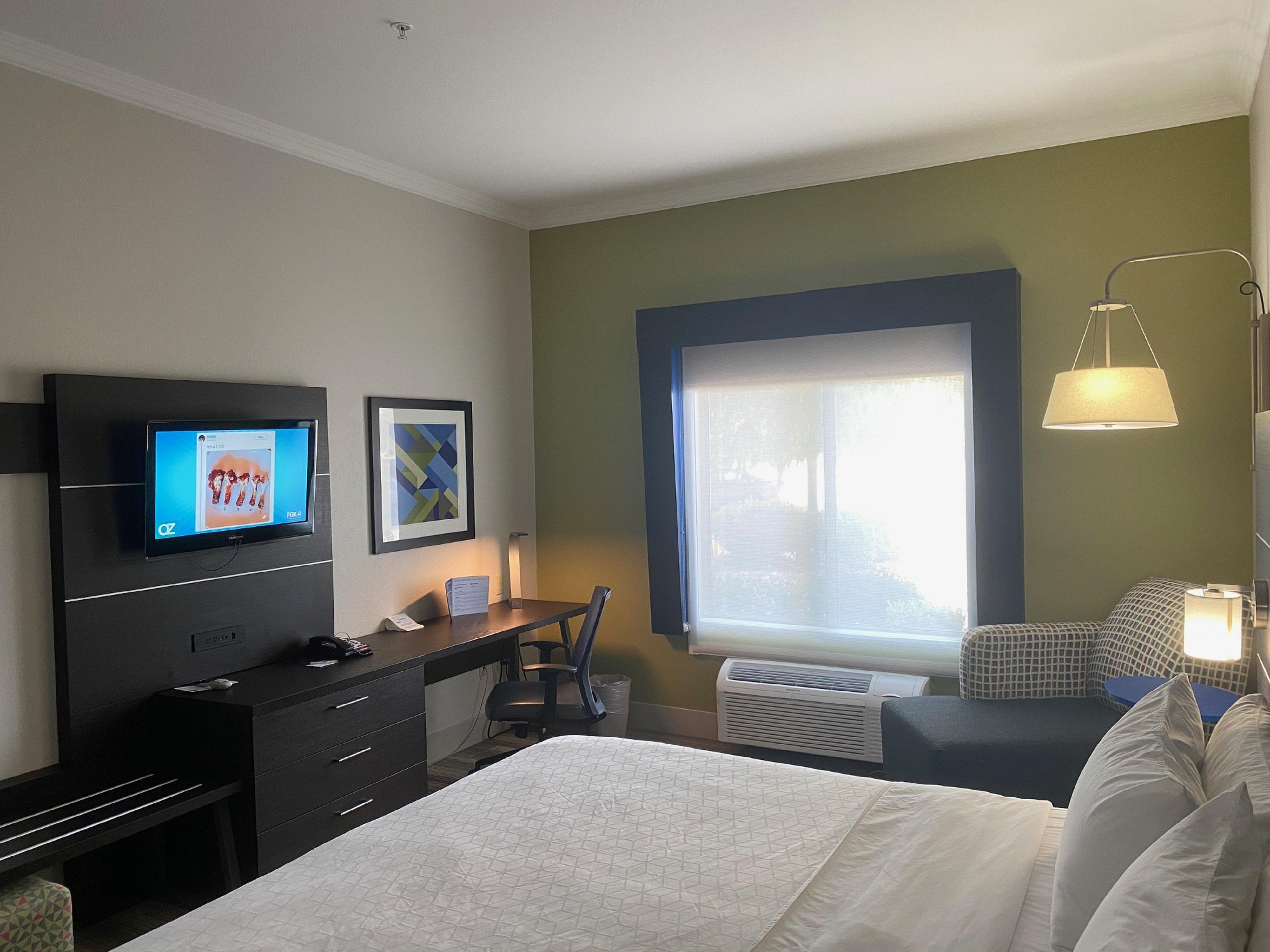 Double King Bed Non Smoking